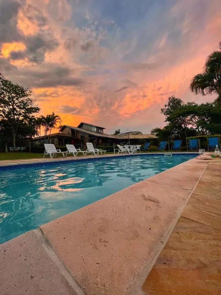 Swimming pool in Hotel Pousada da Lagoa - Casa Californiana