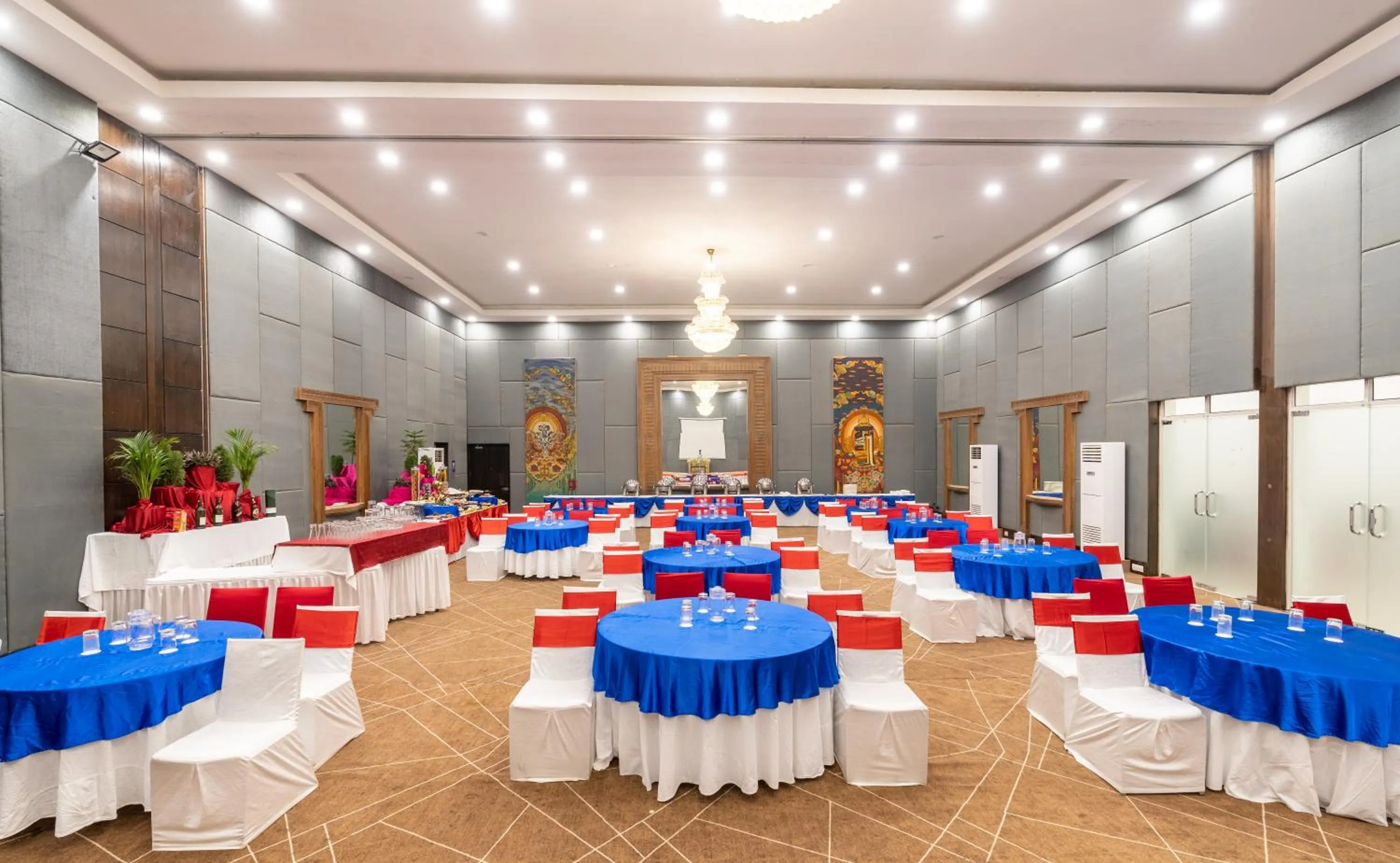 Banquet/Function facilities in Soaltee Westend Premier