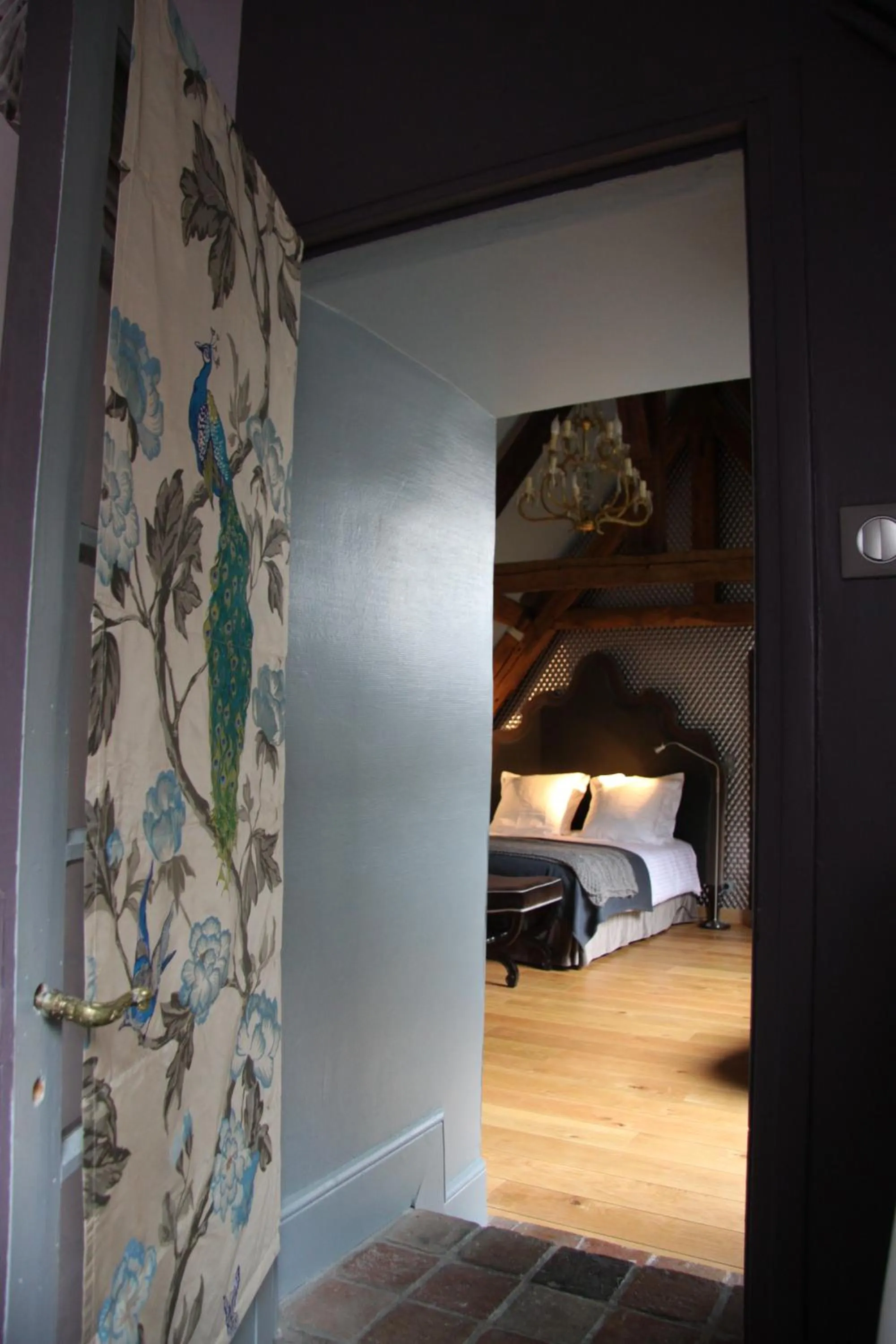 Decorative detail, Bed in L'Hibernie