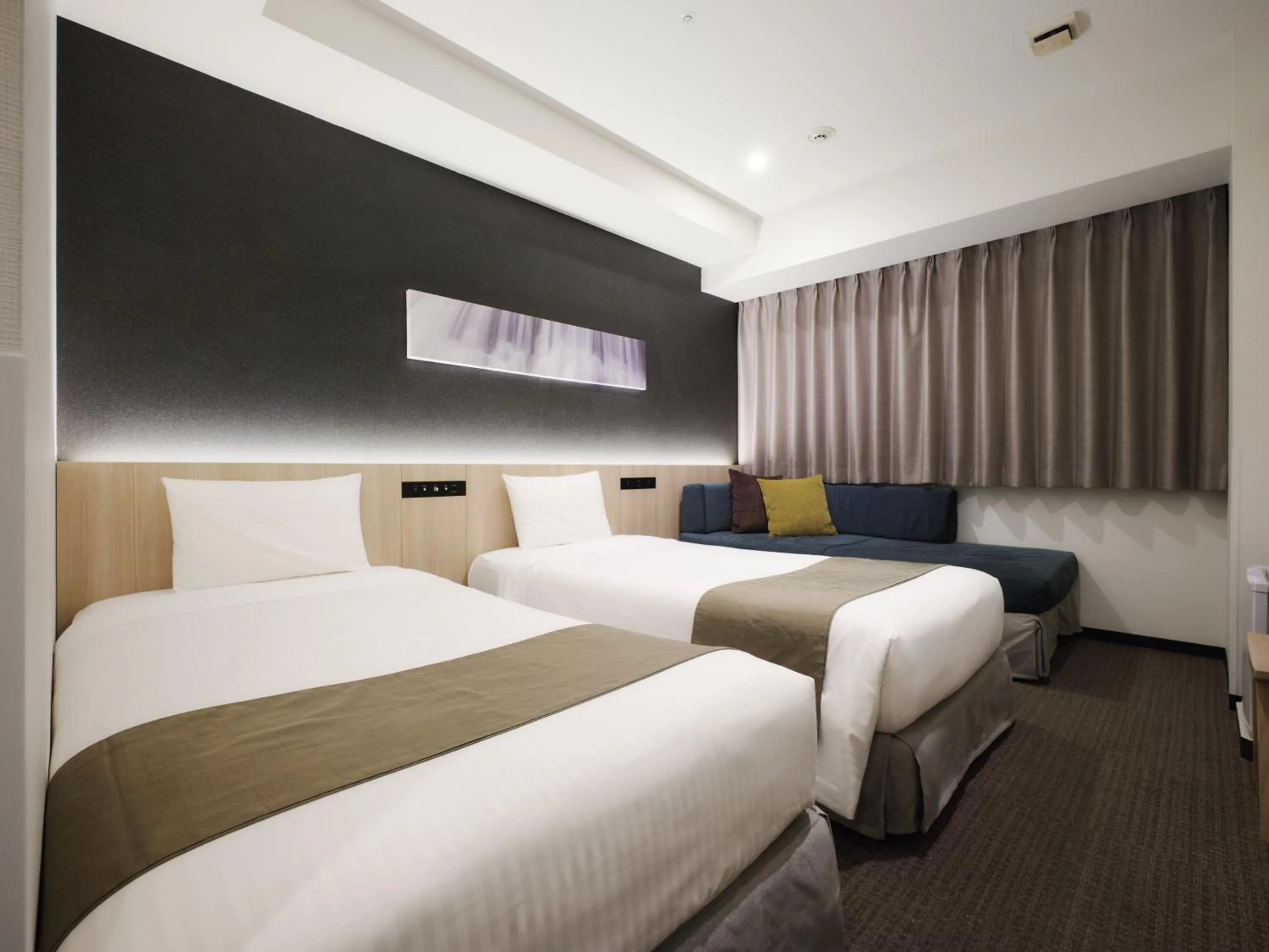 Bed in hotel MONday Premium TOYOSU