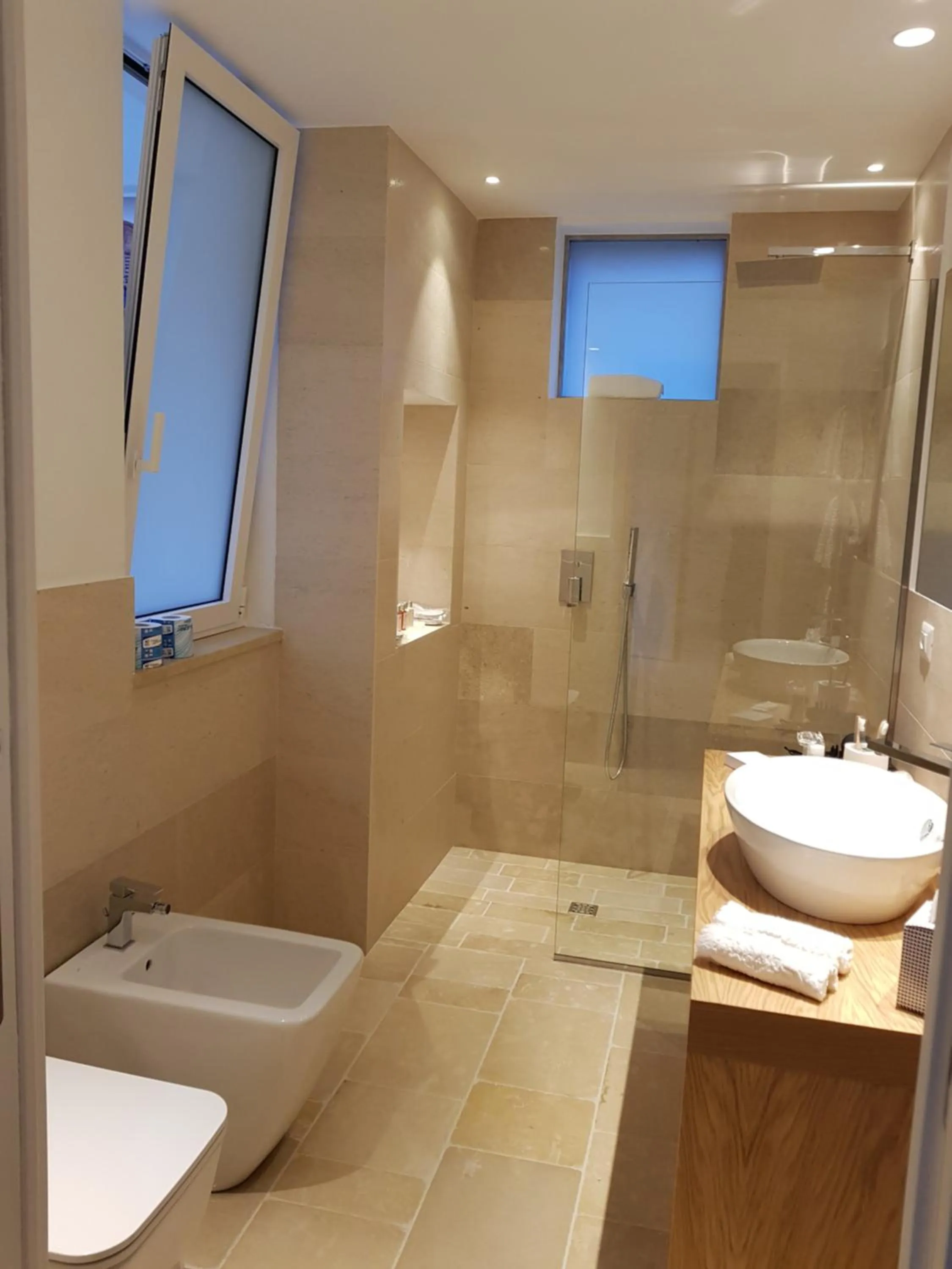 Bathroom in Iancu Charme Apartments