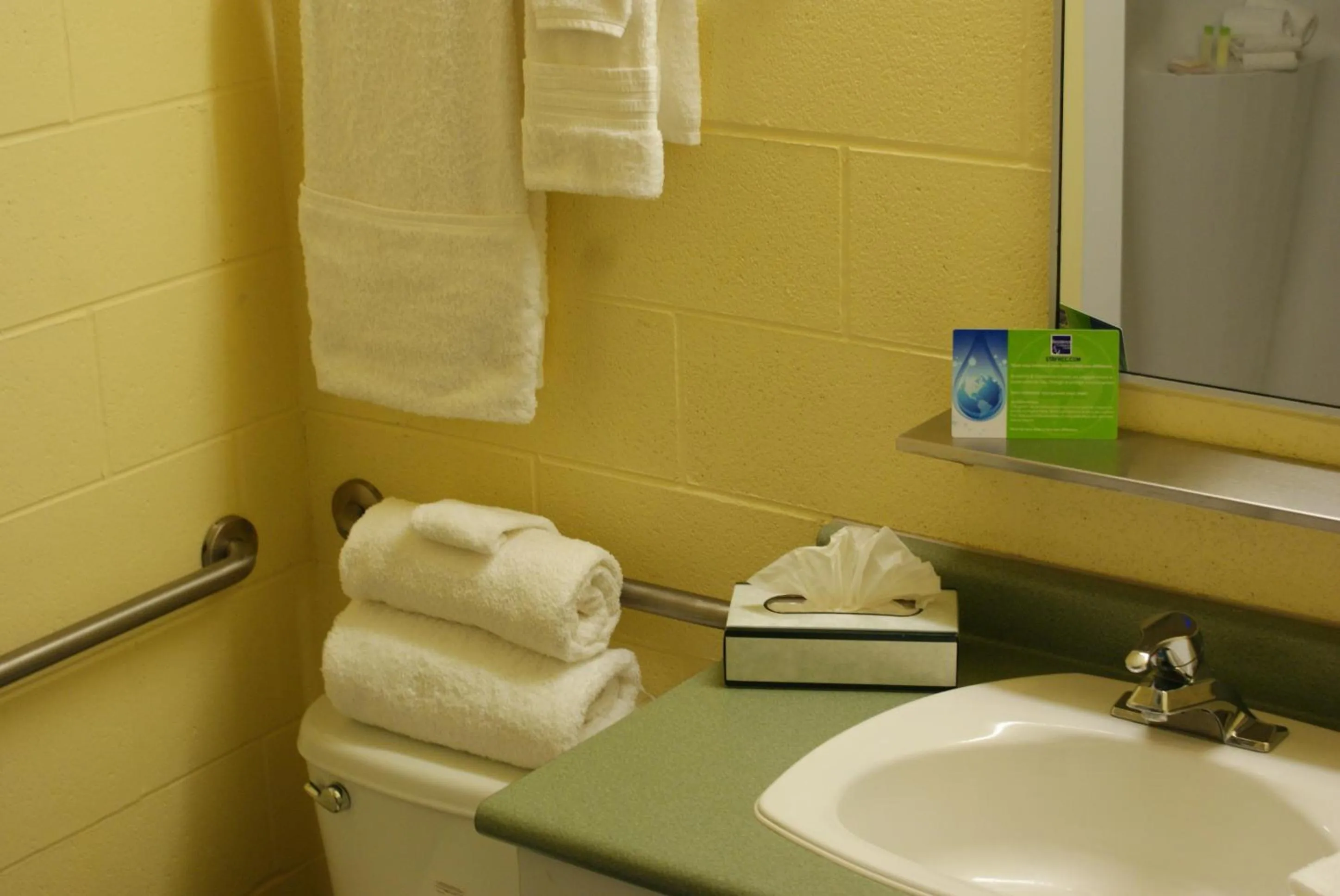 Residence & Conference Centre - Sudbury West