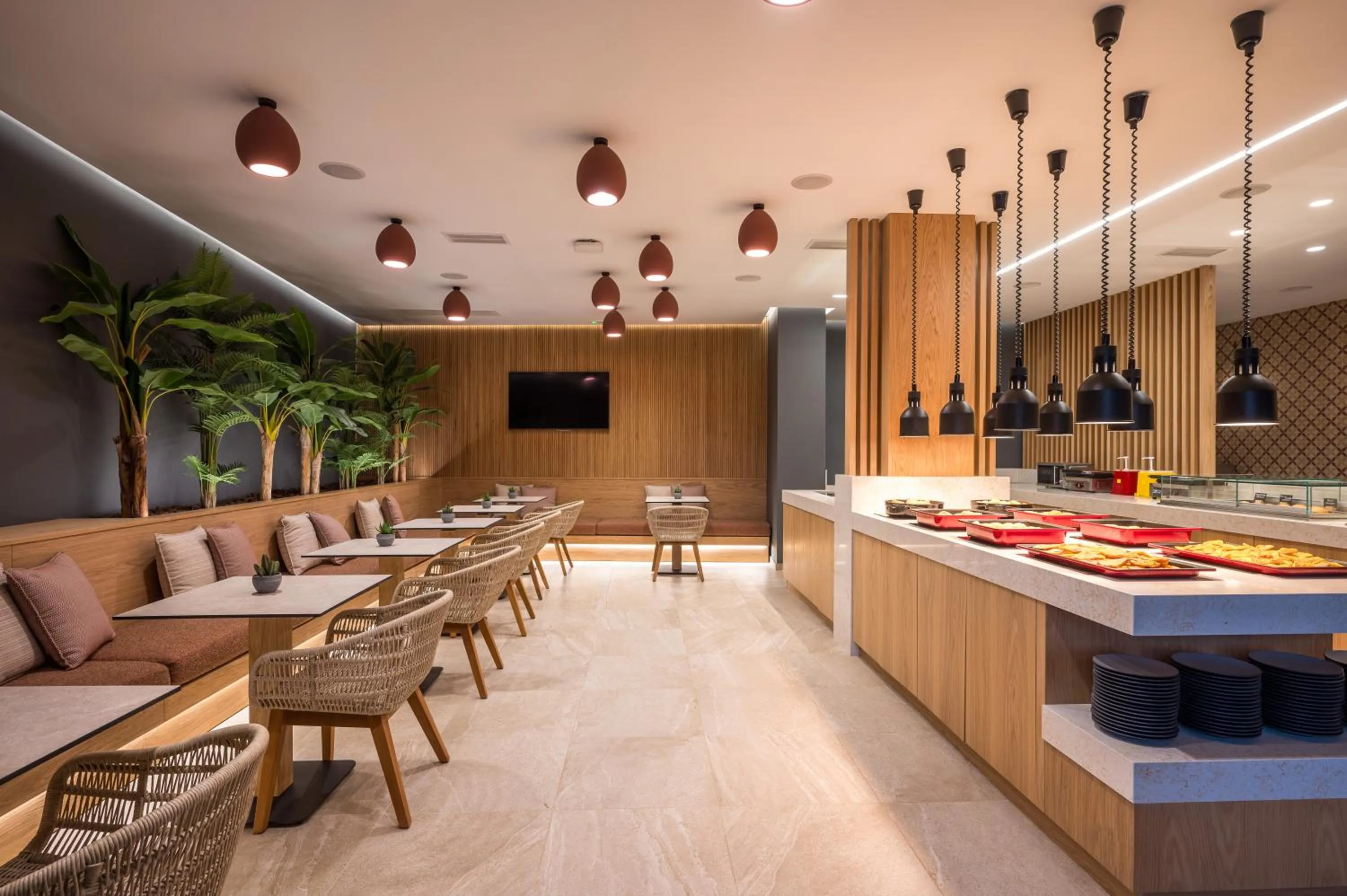 Restaurant/places to eat in Arminda Hotel & Spa