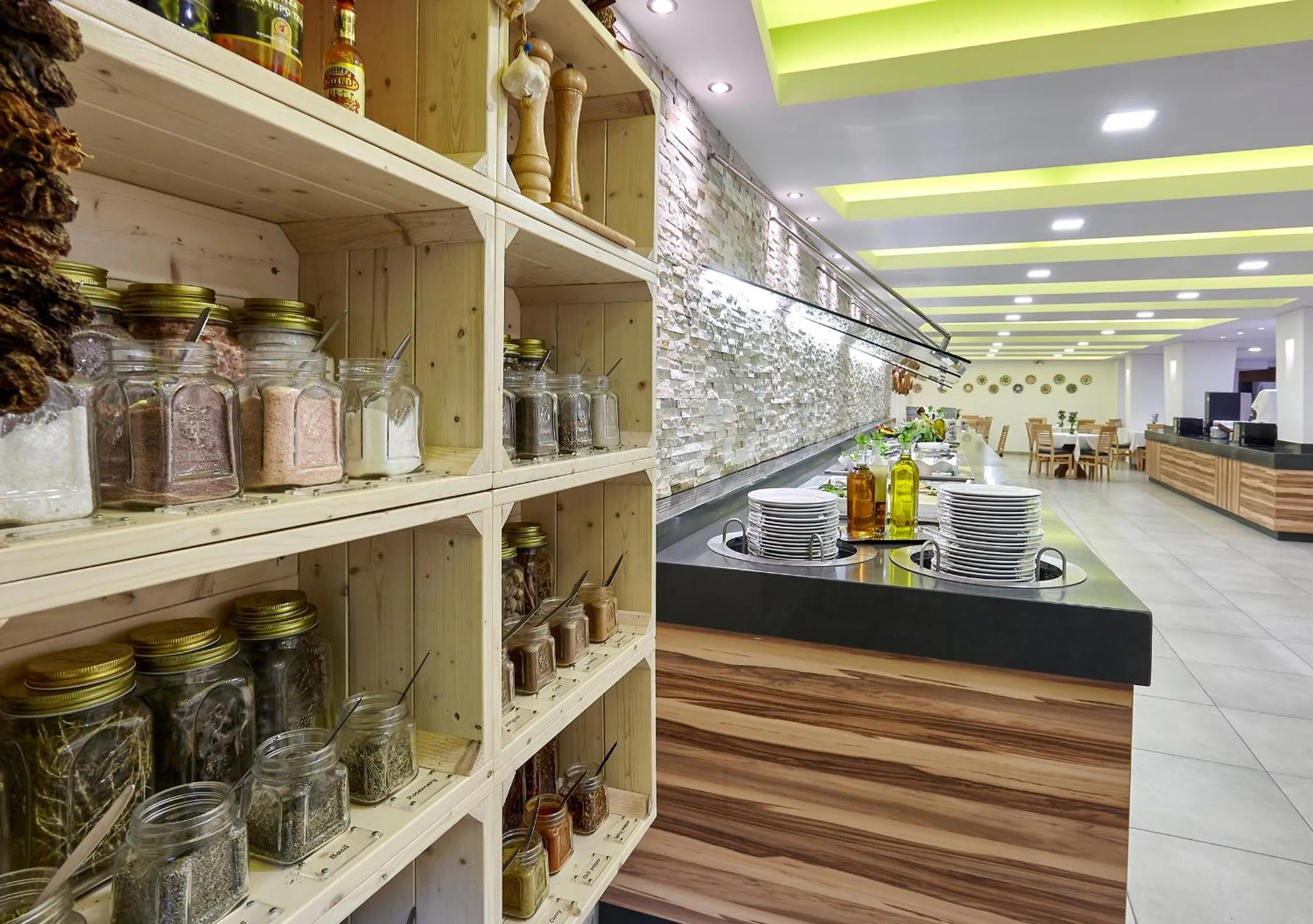 Restaurant/places to eat in Arminda Hotel & Spa