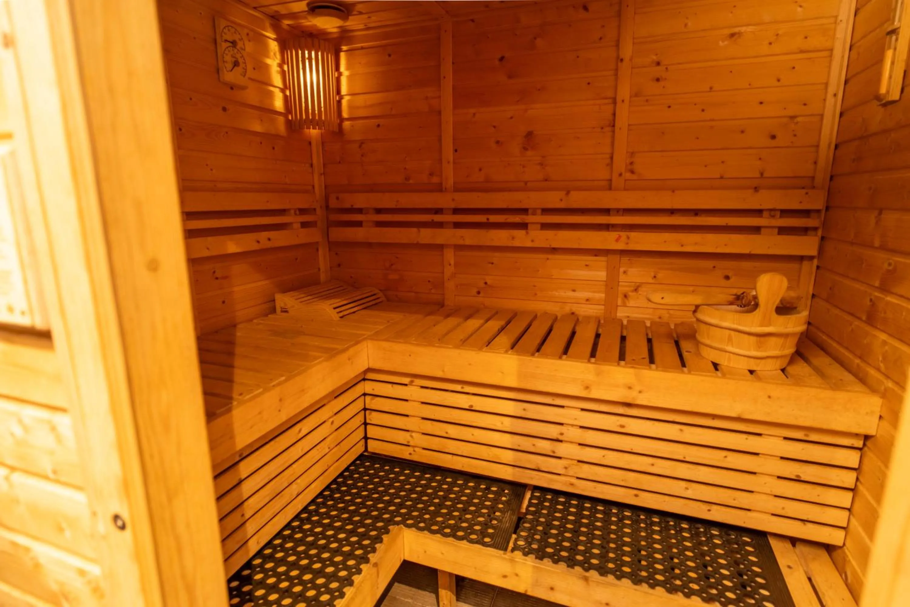 Sauna in 1898 Hotel Colonia En Las Filipinas