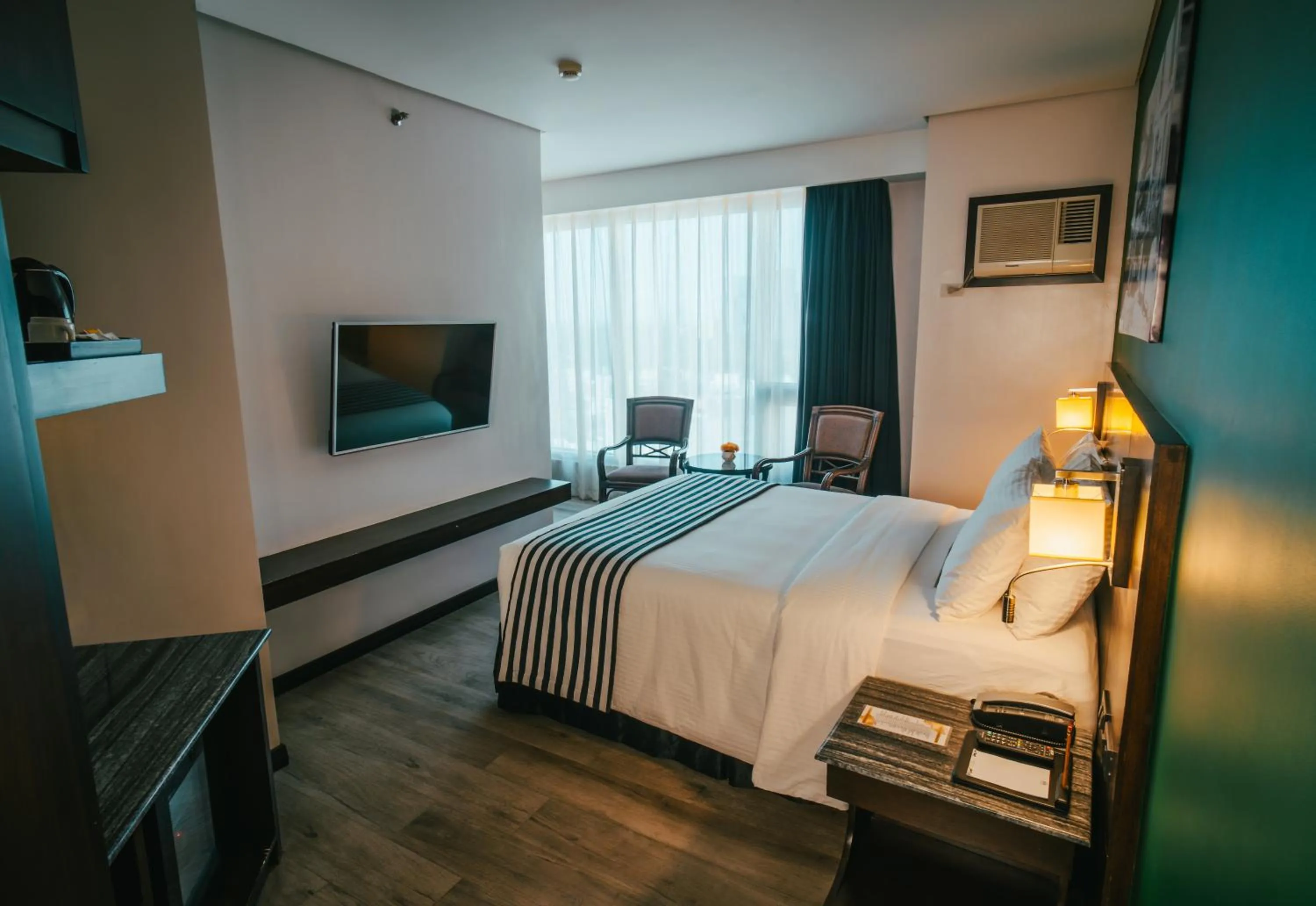 Bed in 1898 Hotel Colonia En Las Filipinas