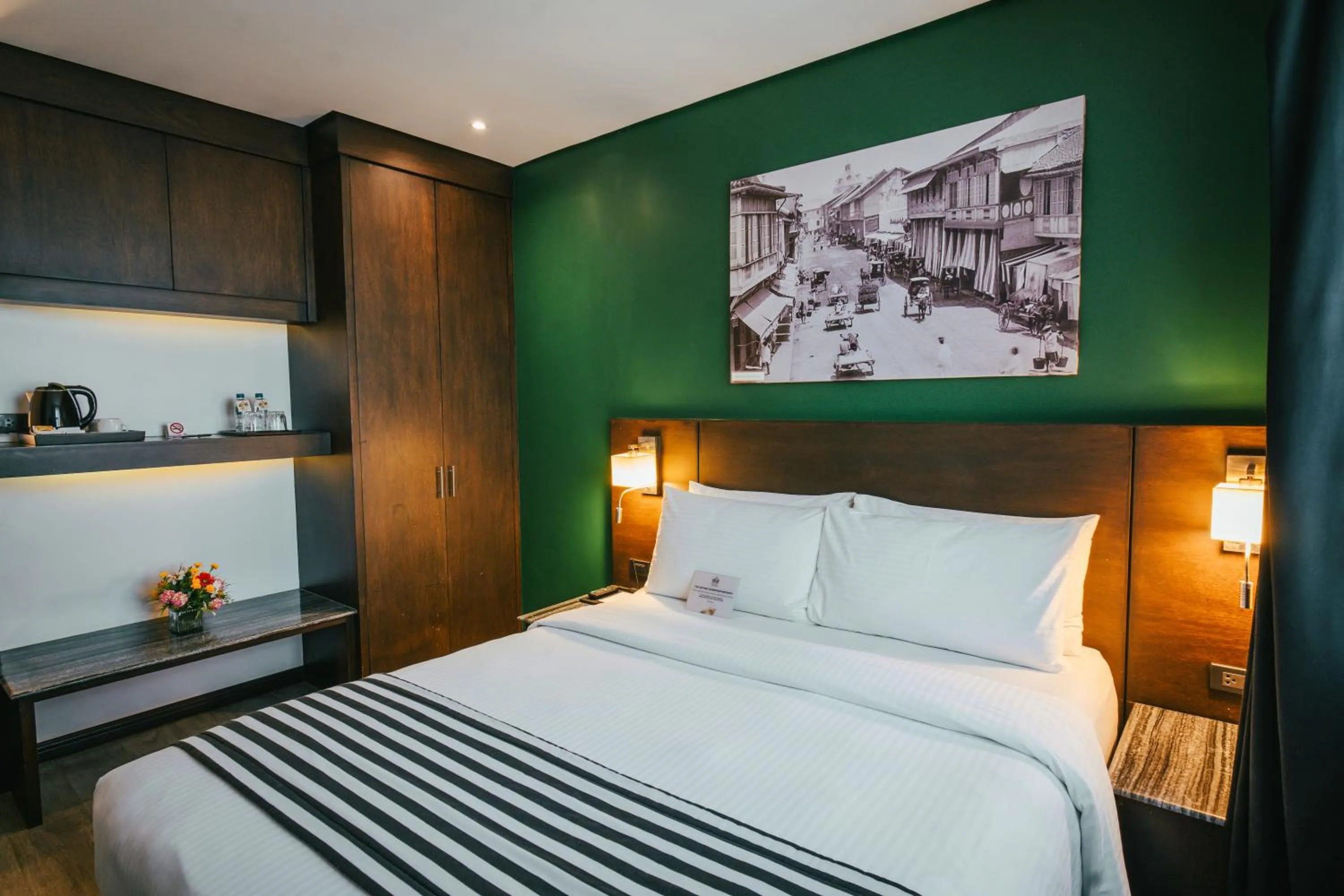 Bed in 1898 Hotel Colonia En Las Filipinas