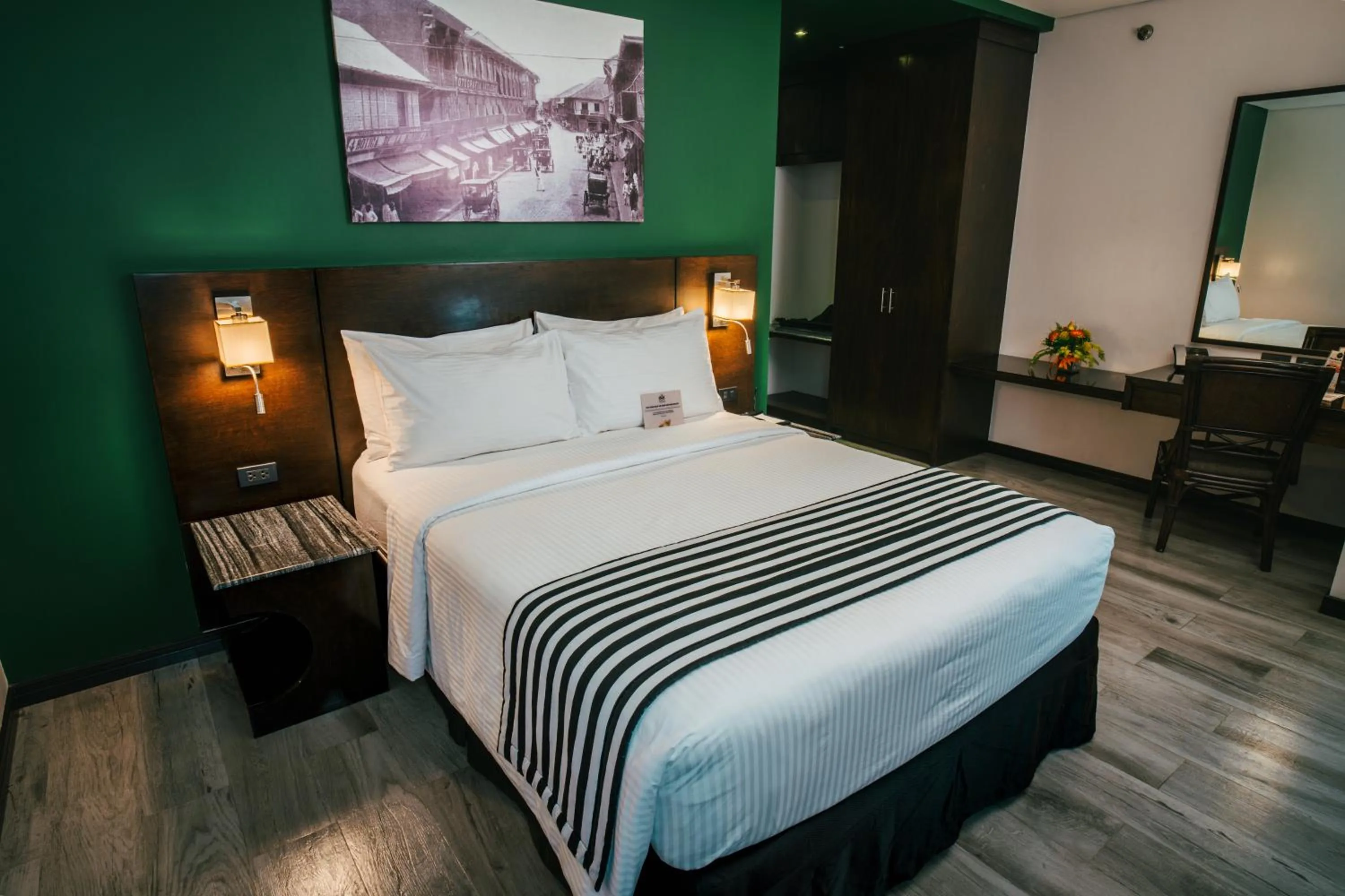 Bedroom, Bed in 1898 Hotel Colonia En Las Filipinas