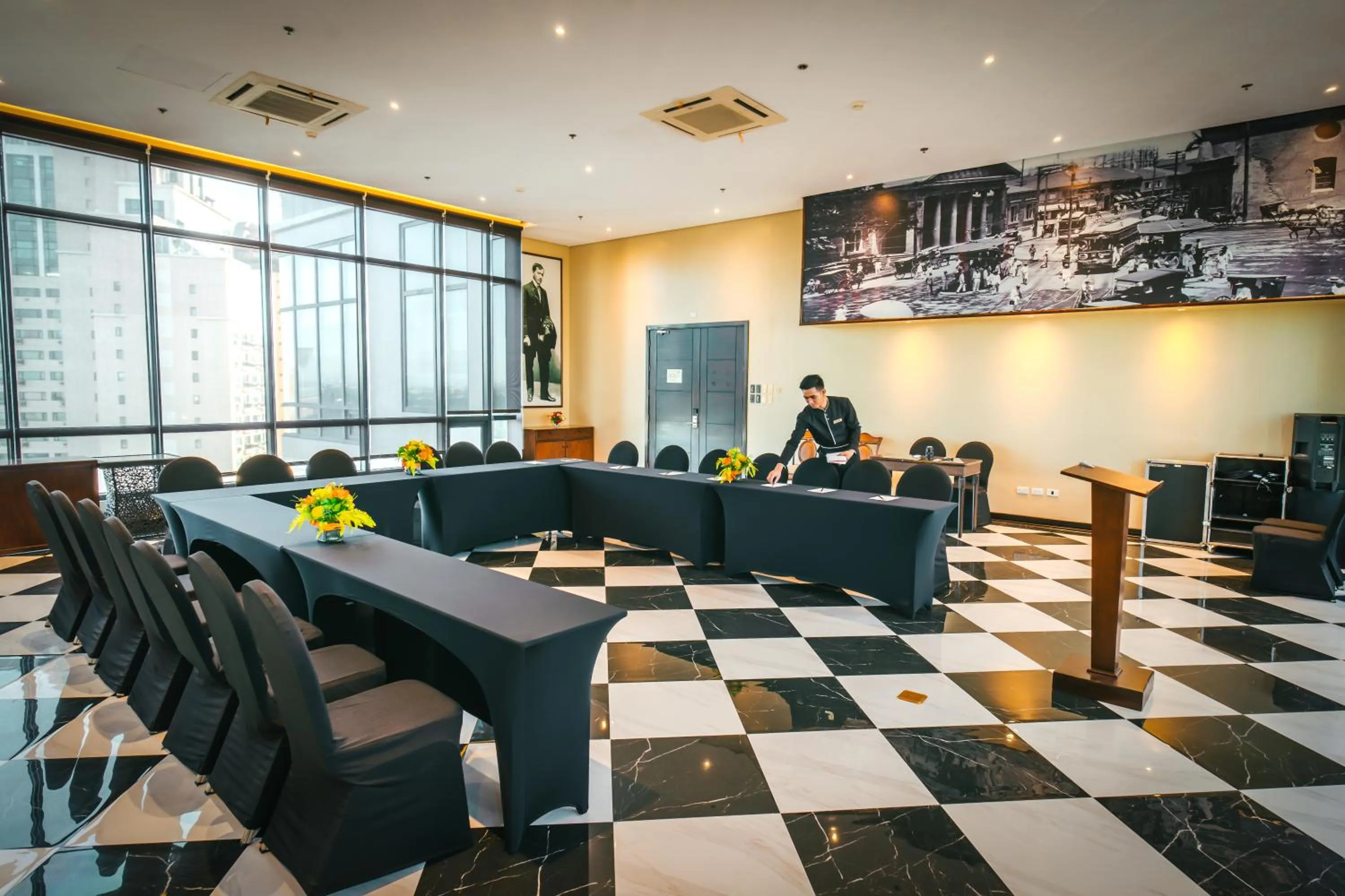 Banquet/Function facilities in 1898 Hotel Colonia En Las Filipinas