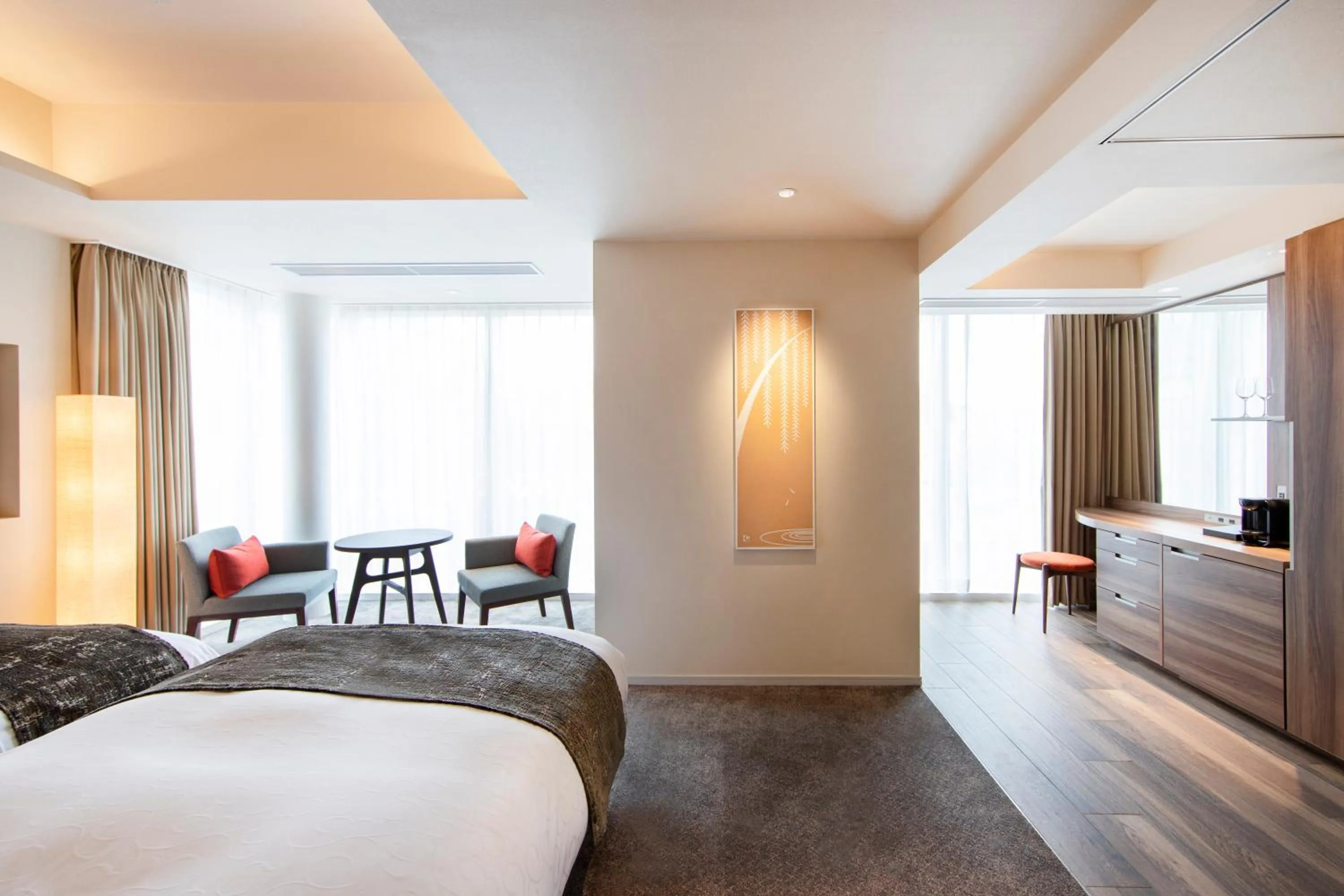 Photo of the whole room, Bed in karaksa hotel premier Tokyo Ginza