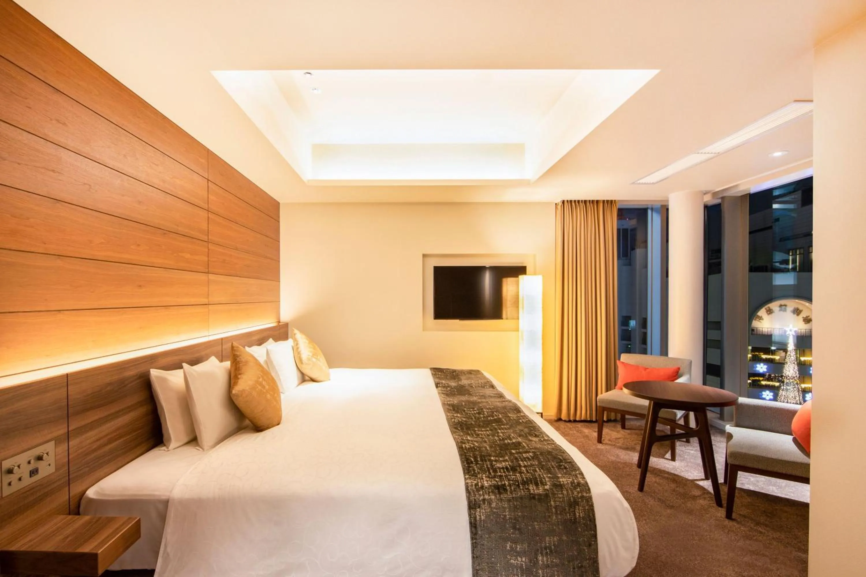 Bed in karaksa hotel premier Tokyo Ginza