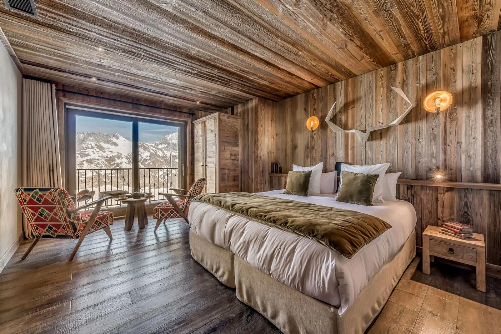 Bedroom, Bed in Le Refuge de Solaise - 2551 m Altitude