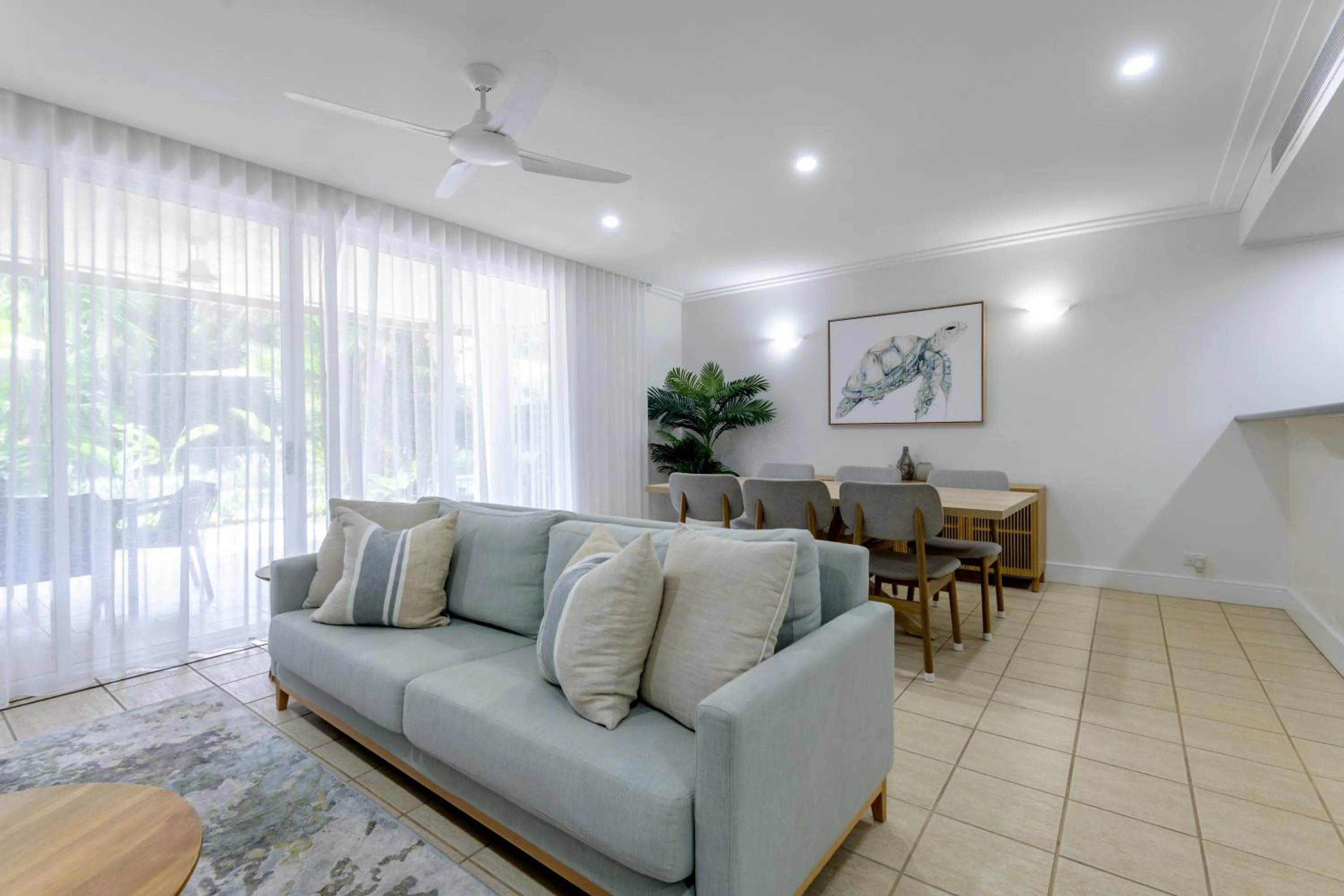Living room in Mandalay Luxury Beachfront Apartments