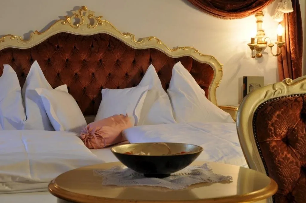 Other, Bed in Hotel Ansitz Kandelburg