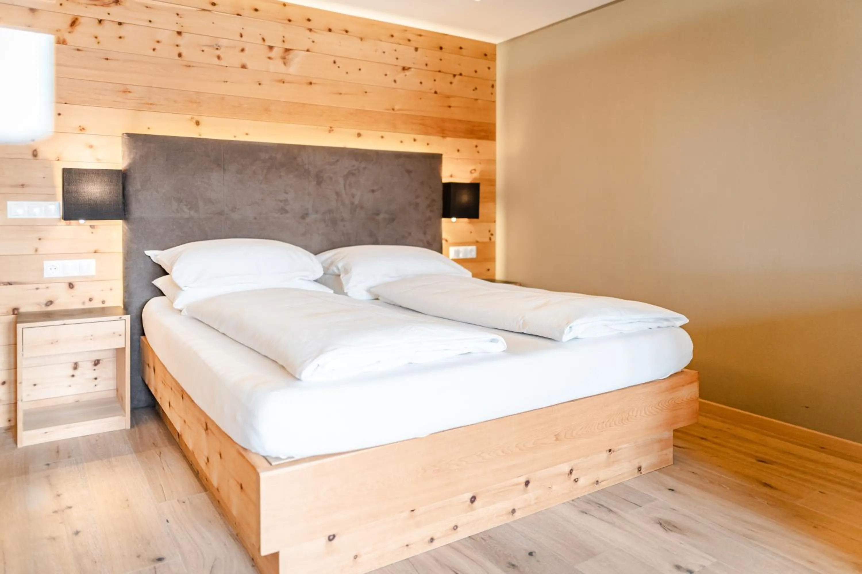 Bed in Maraias - Luxury Suites & Apartments