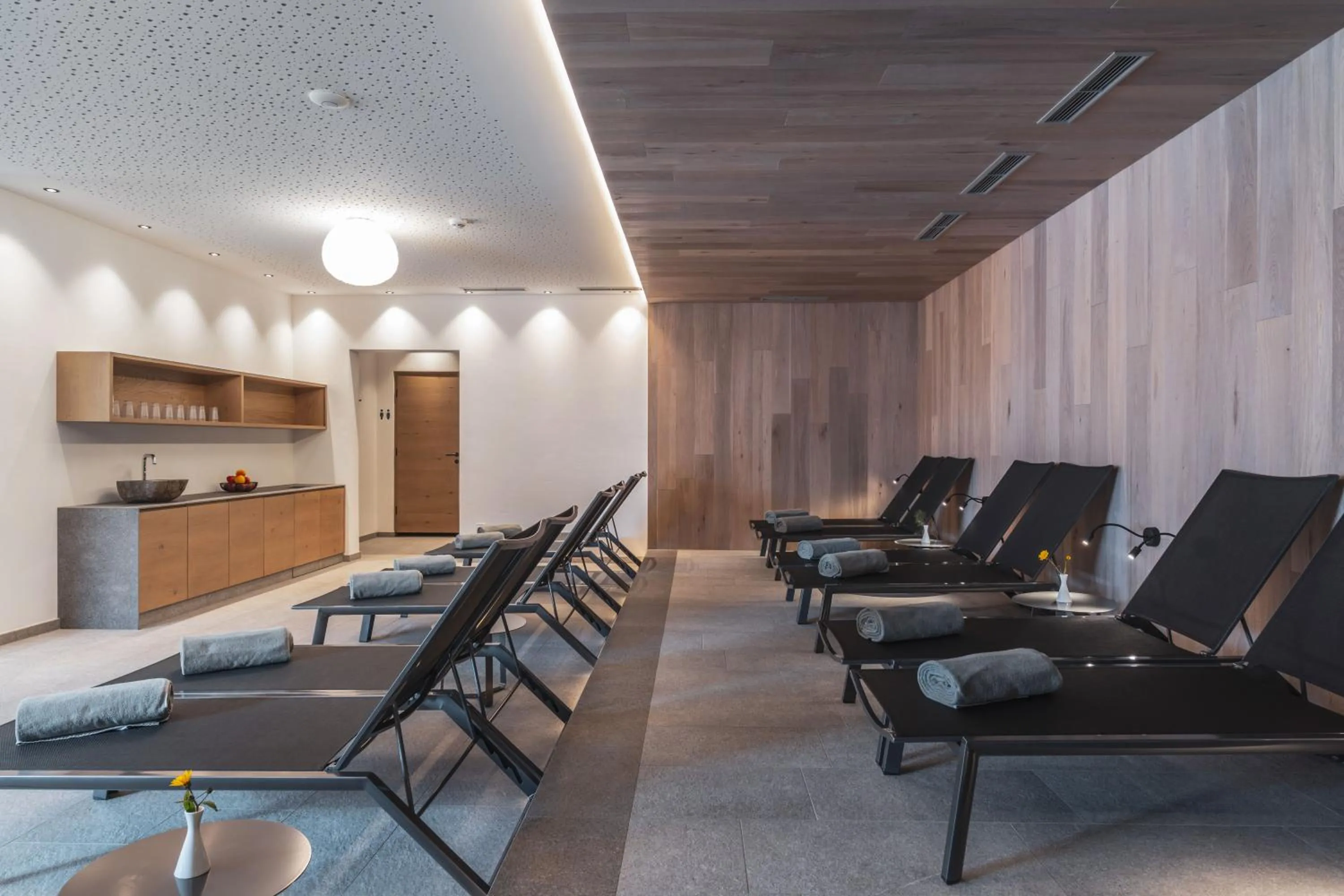 Spa and wellness centre/facilities in Maraias - Luxury Suites & Apartments