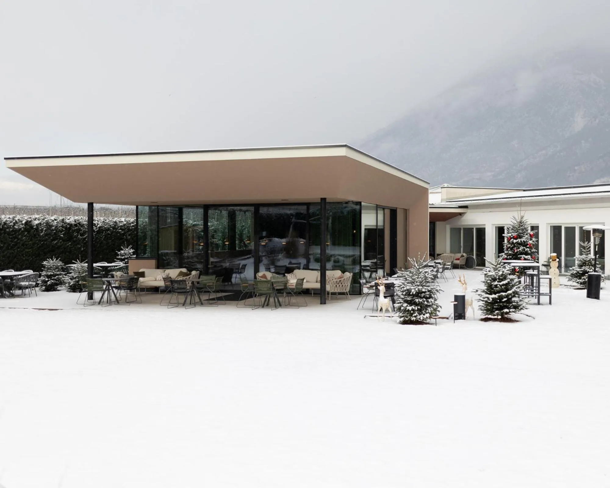 Property building in Residence Montani