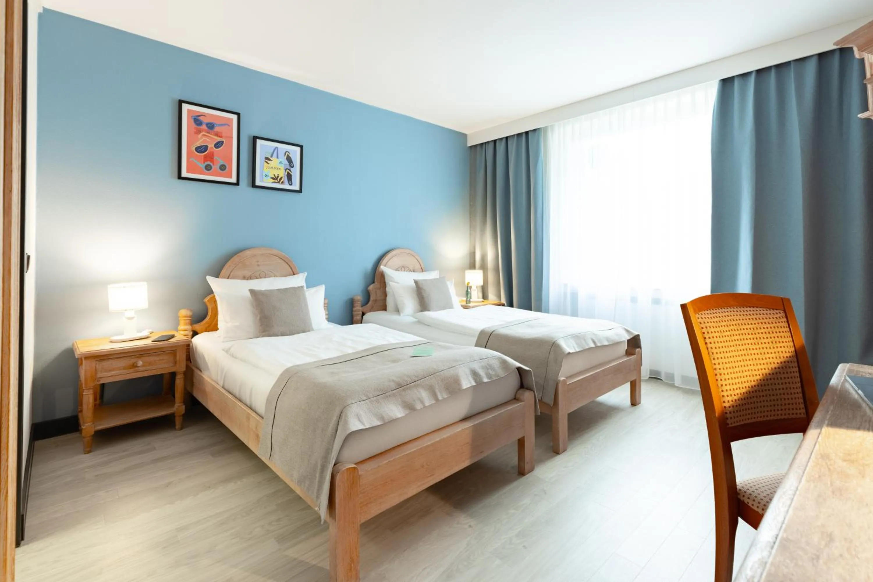 Bed in Garner Hotel Dusseldorf - Main Station by IHG