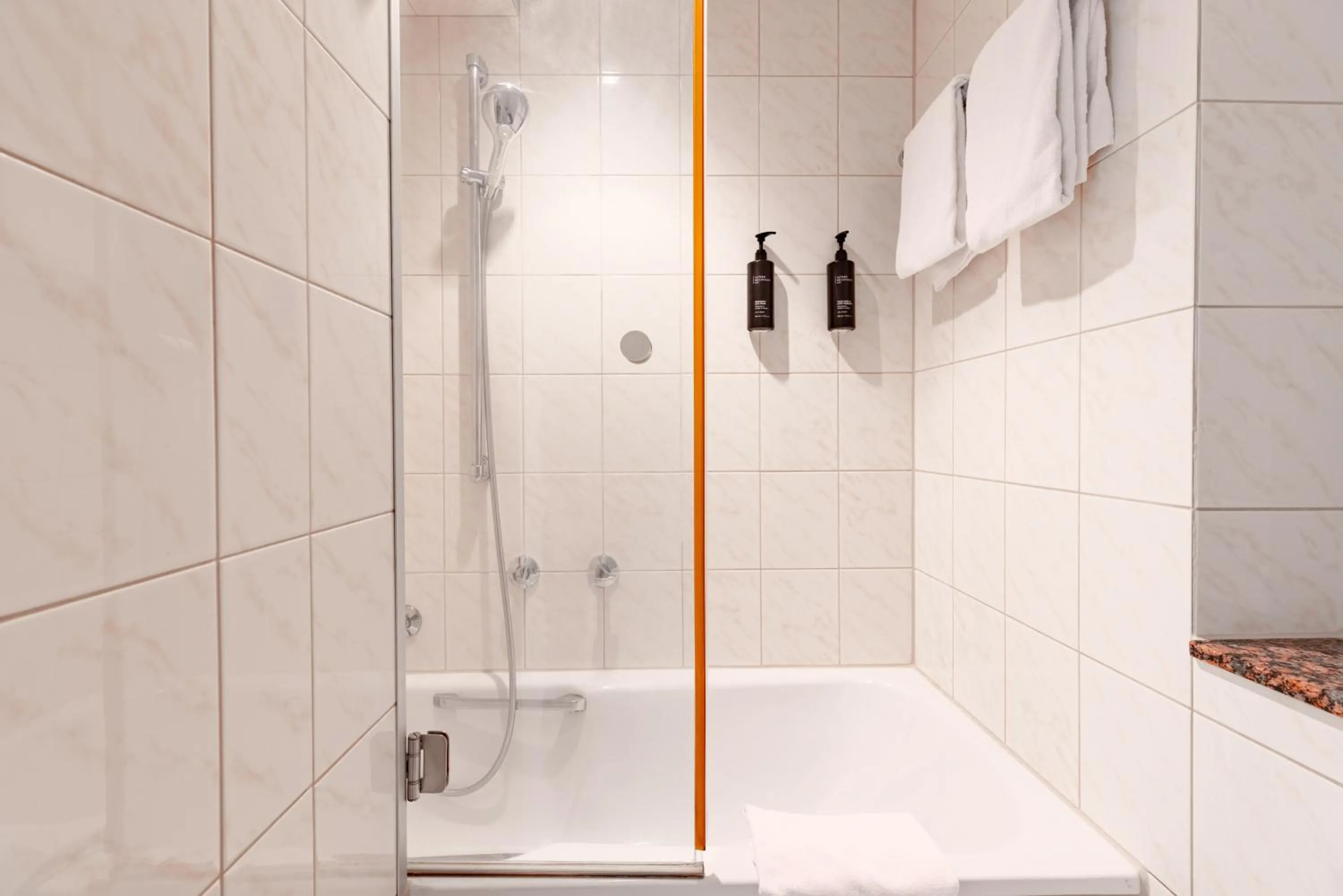 Shower in Garner Hotel Dusseldorf - Main Station by IHG