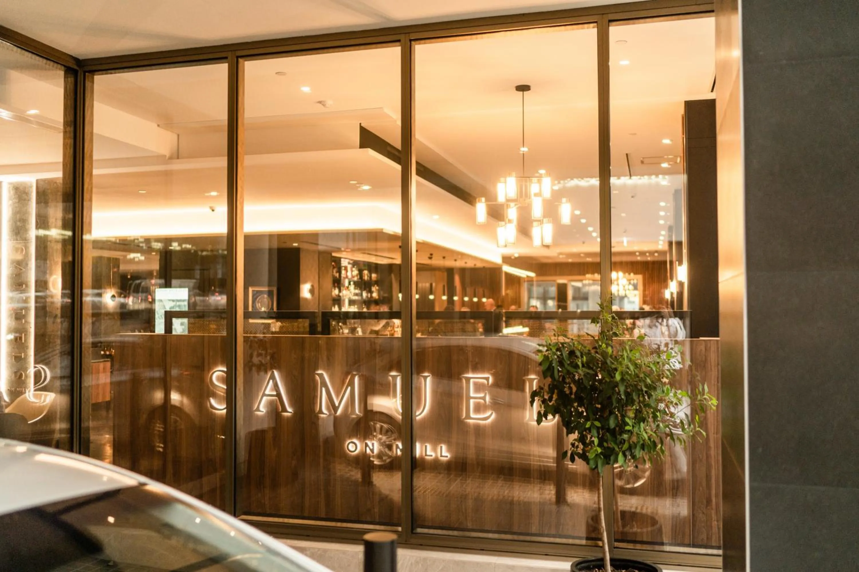 Restaurant/places to eat in Parmelia Hilton Perth