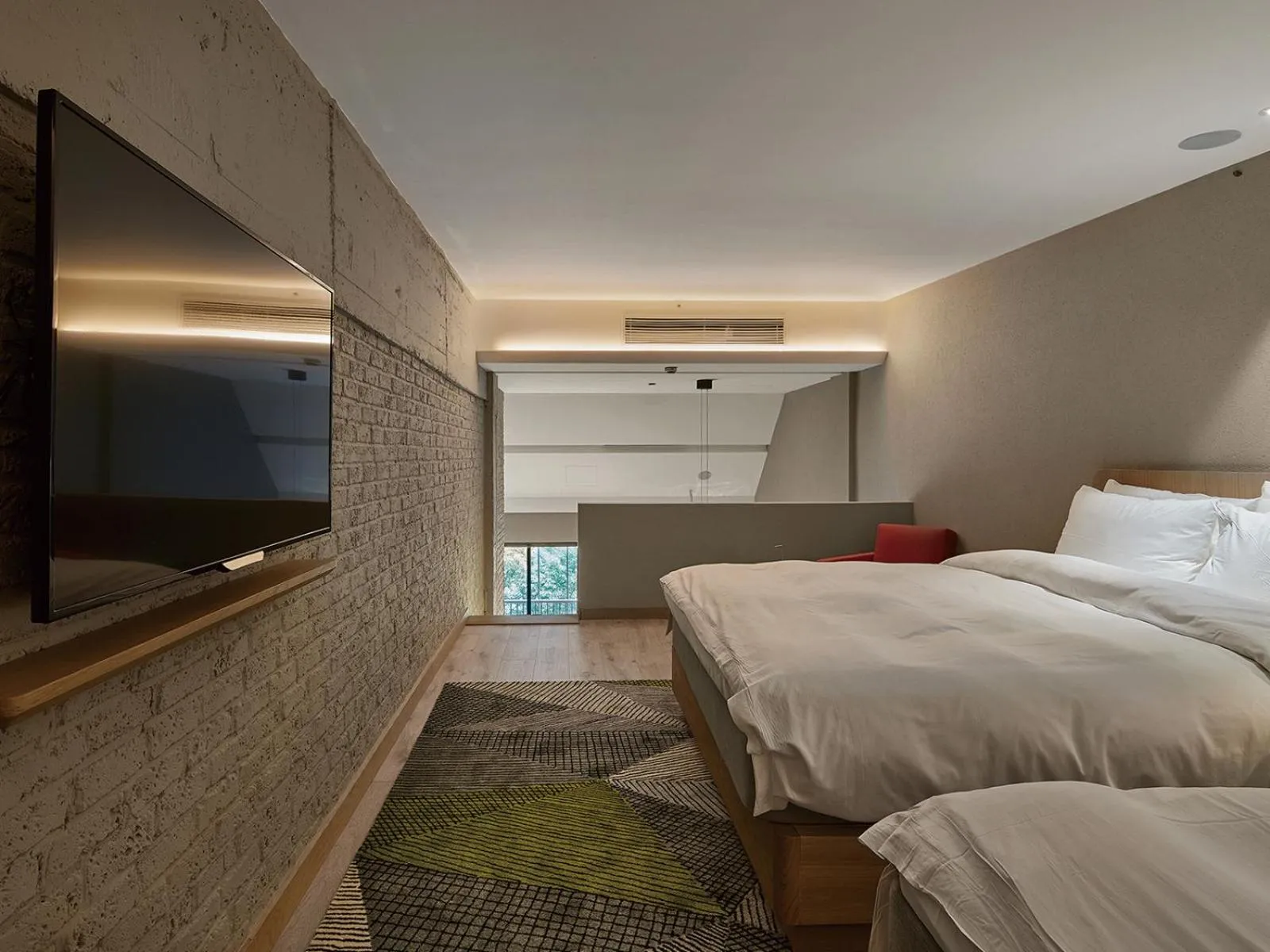 Photo of the whole room, Bed in EBO Hotel Hangzhou Wulin - 5 mins drive to the West Lake