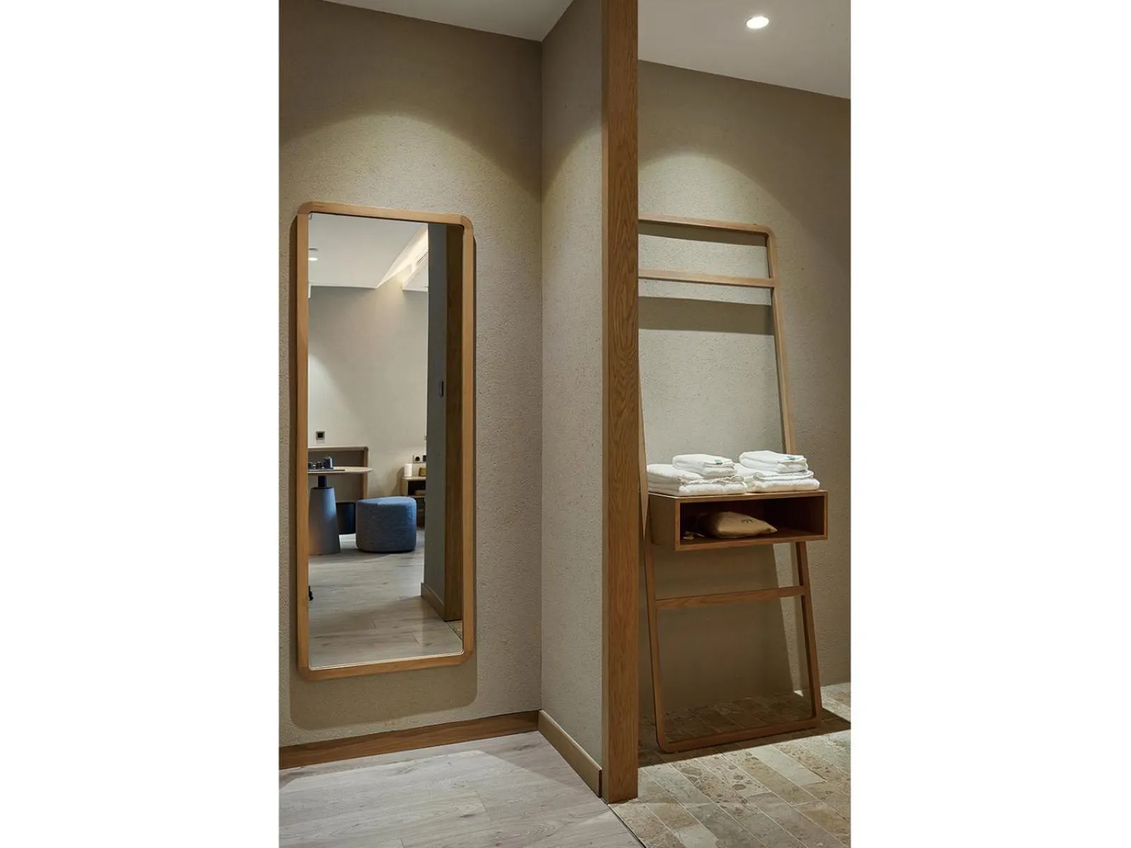 Decorative detail, Bed in EBO Hotel Hangzhou Wulin - 5 mins drive to the West Lake