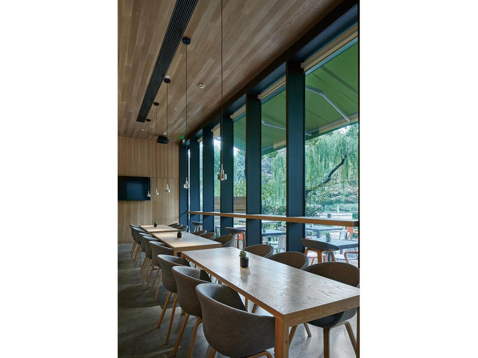 Restaurant/places to eat in EBO Hotel Hangzhou Wulin - 5 mins drive to the West Lake