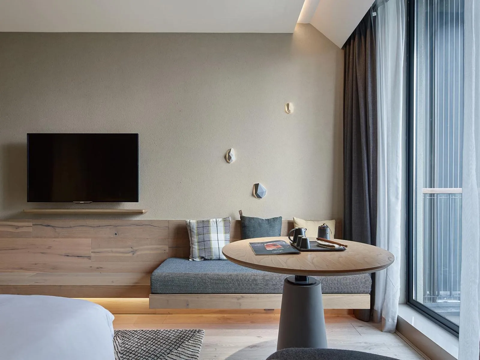 Decorative detail, Bed in EBO Hotel Hangzhou Wulin - 5 mins drive to the West Lake