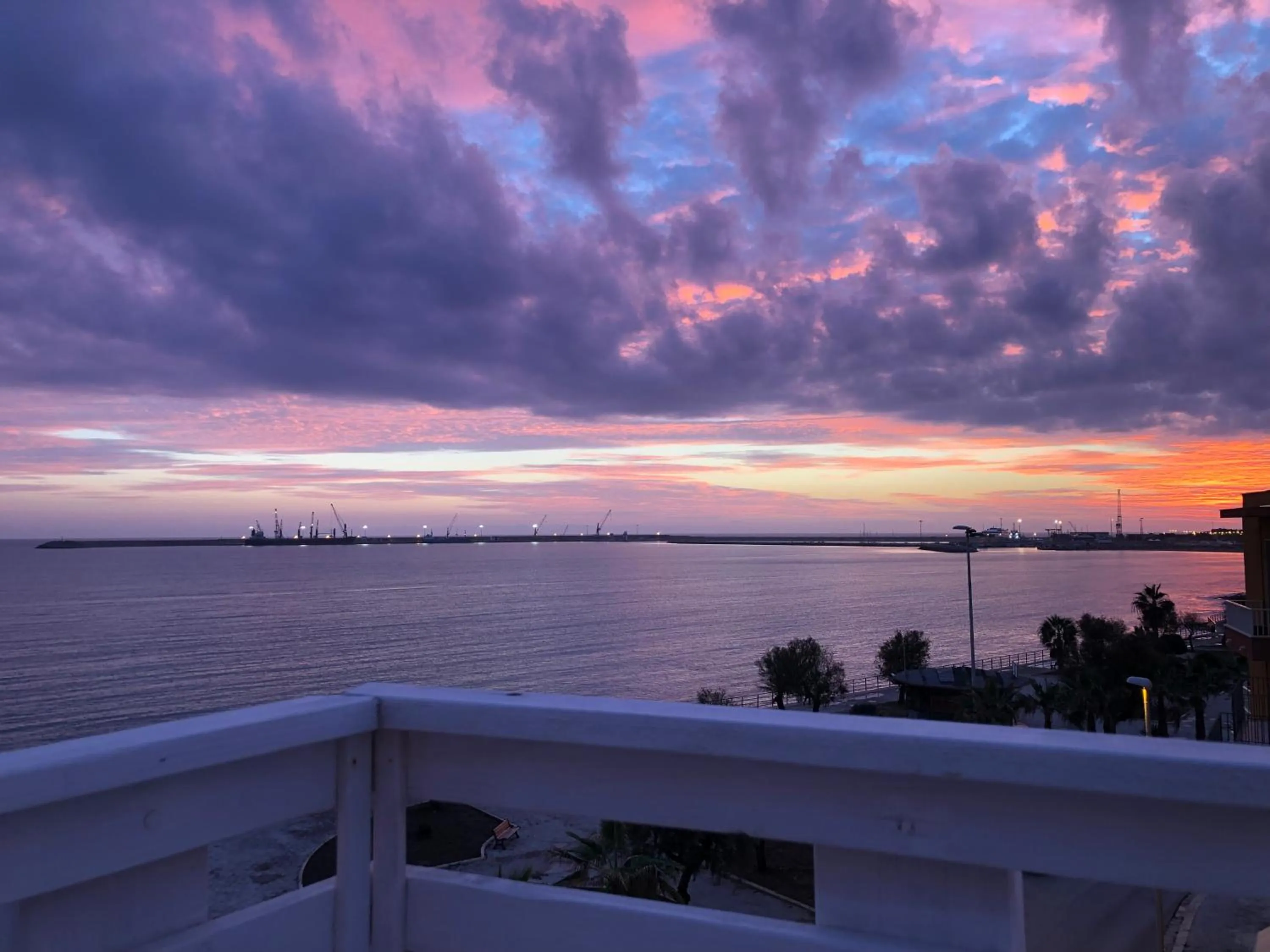 Balcony/Terrace in Sea Beach Pozzallo