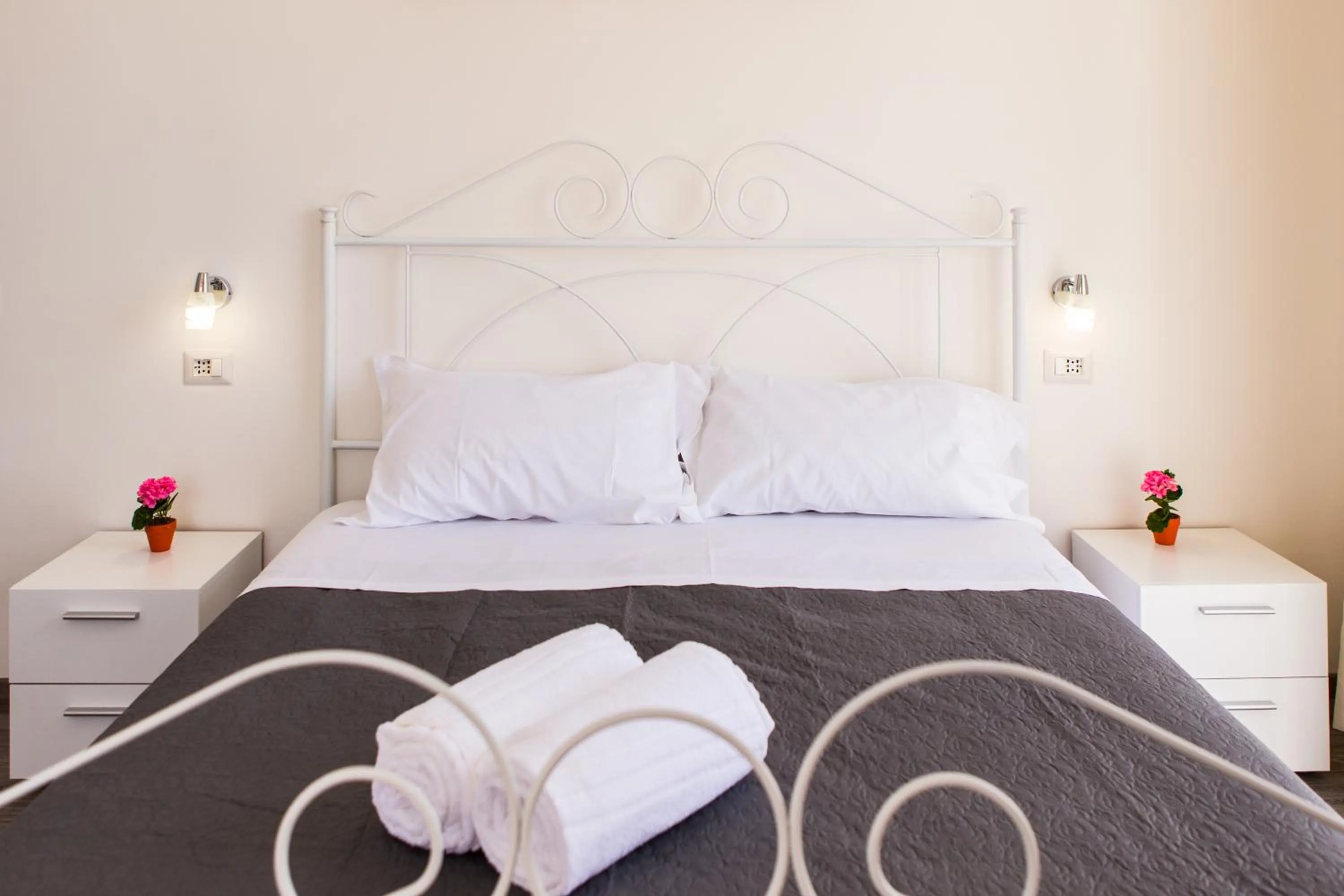 Bed in Sea Beach Pozzallo