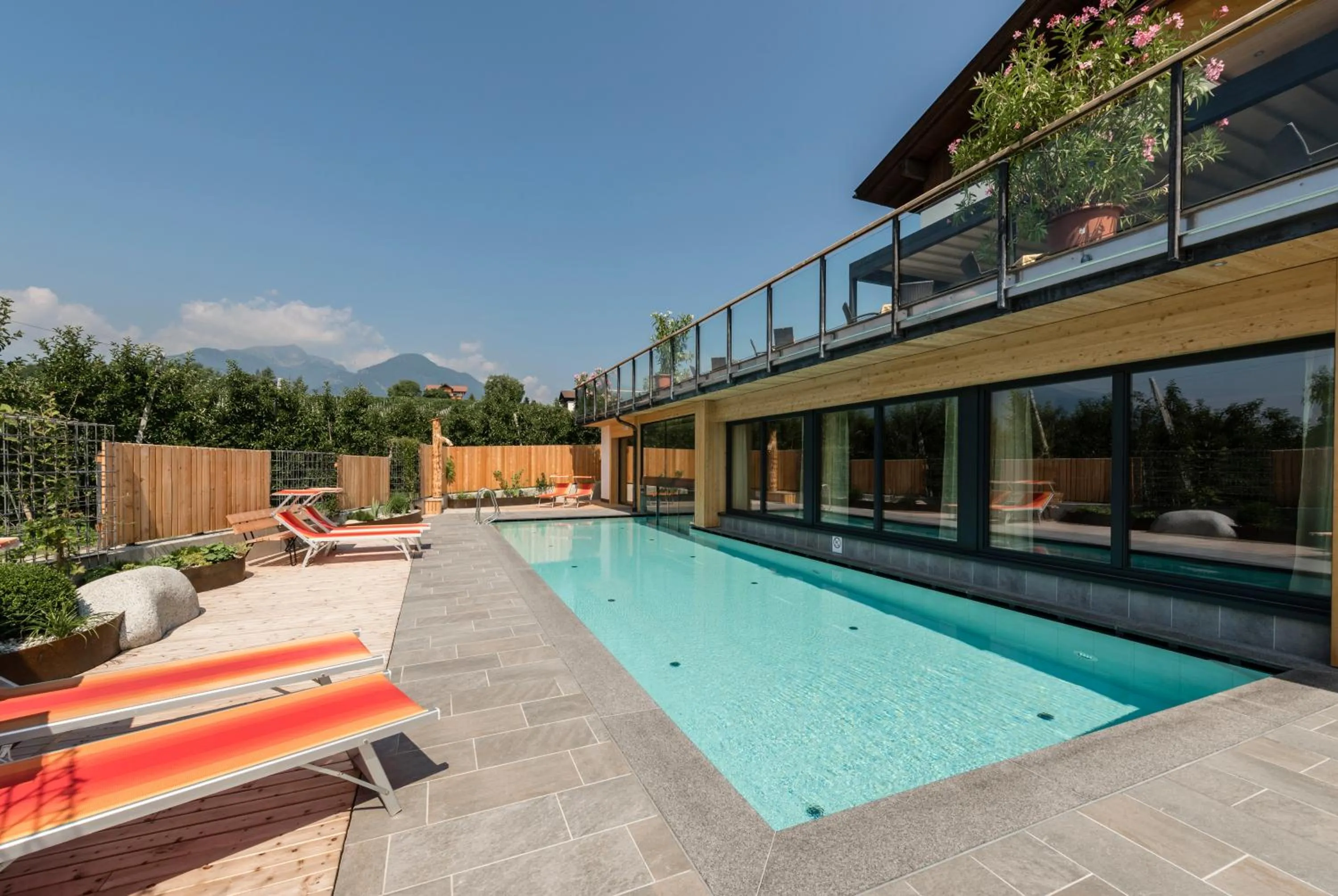 Swimming pool in Hotel Jonathan