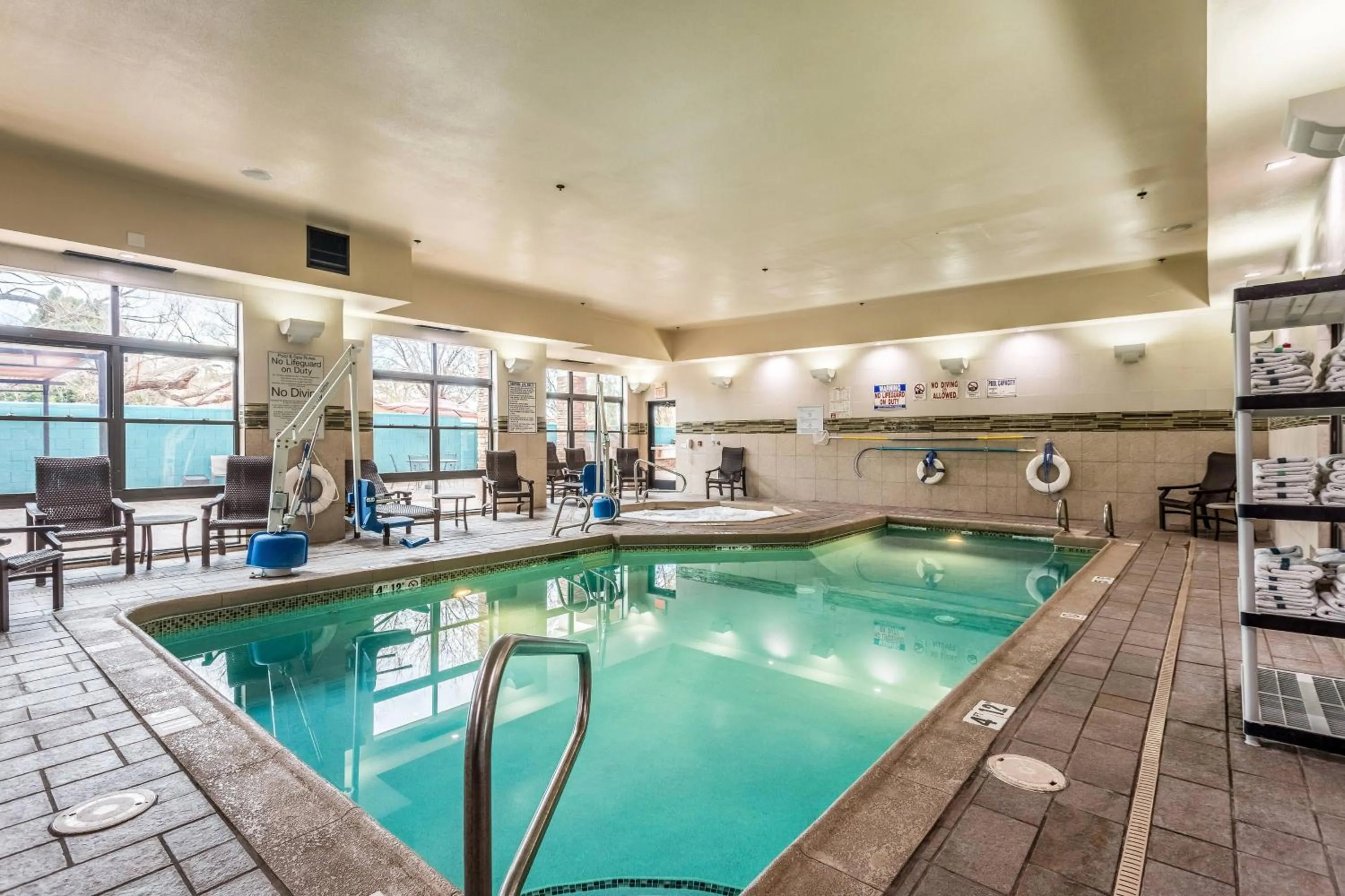 Swimming pool in Fairfield Inn & Suites by Marriott Alamogordo