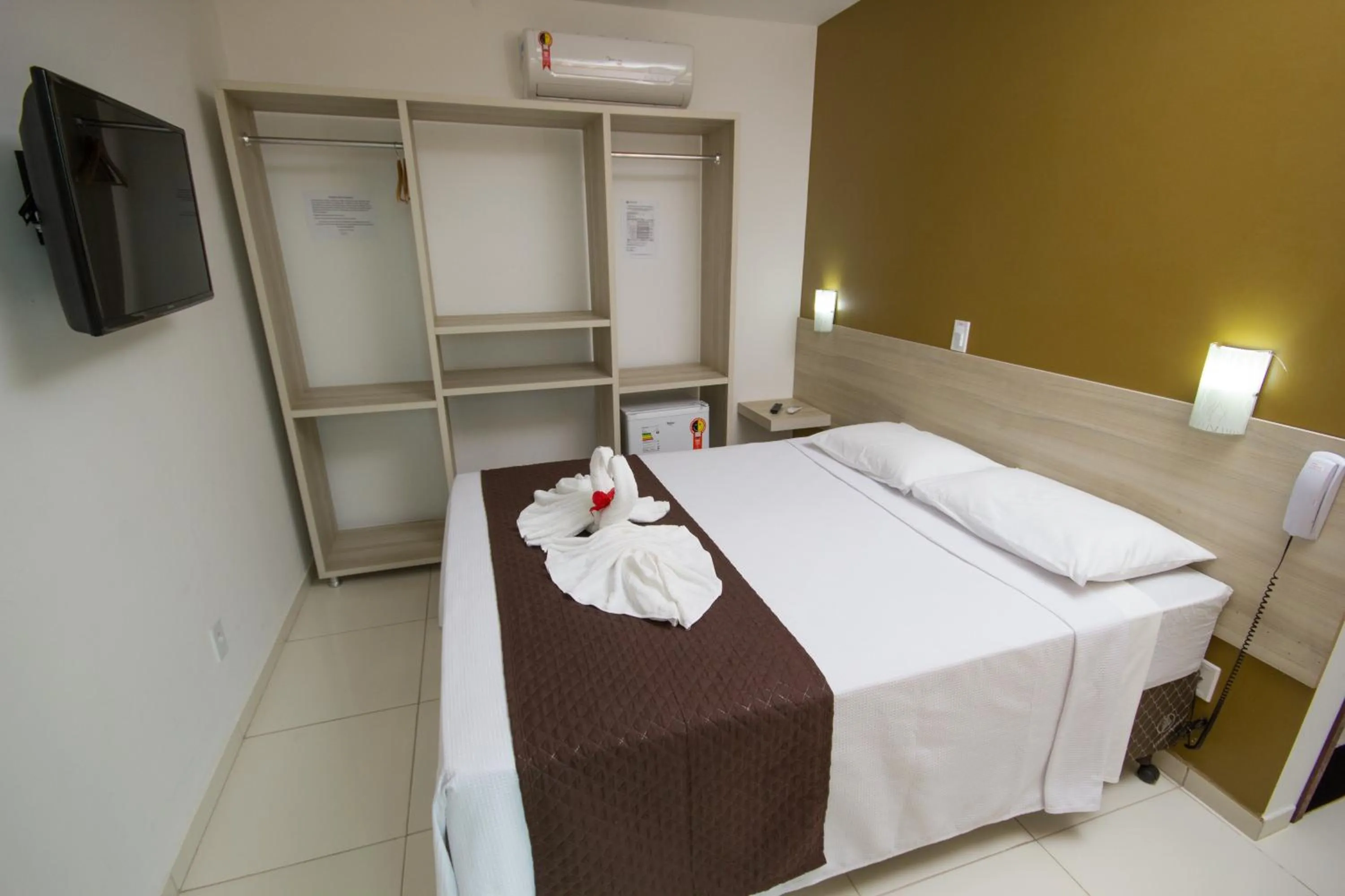 Bedroom, Bed in Pousada Maragolfinho