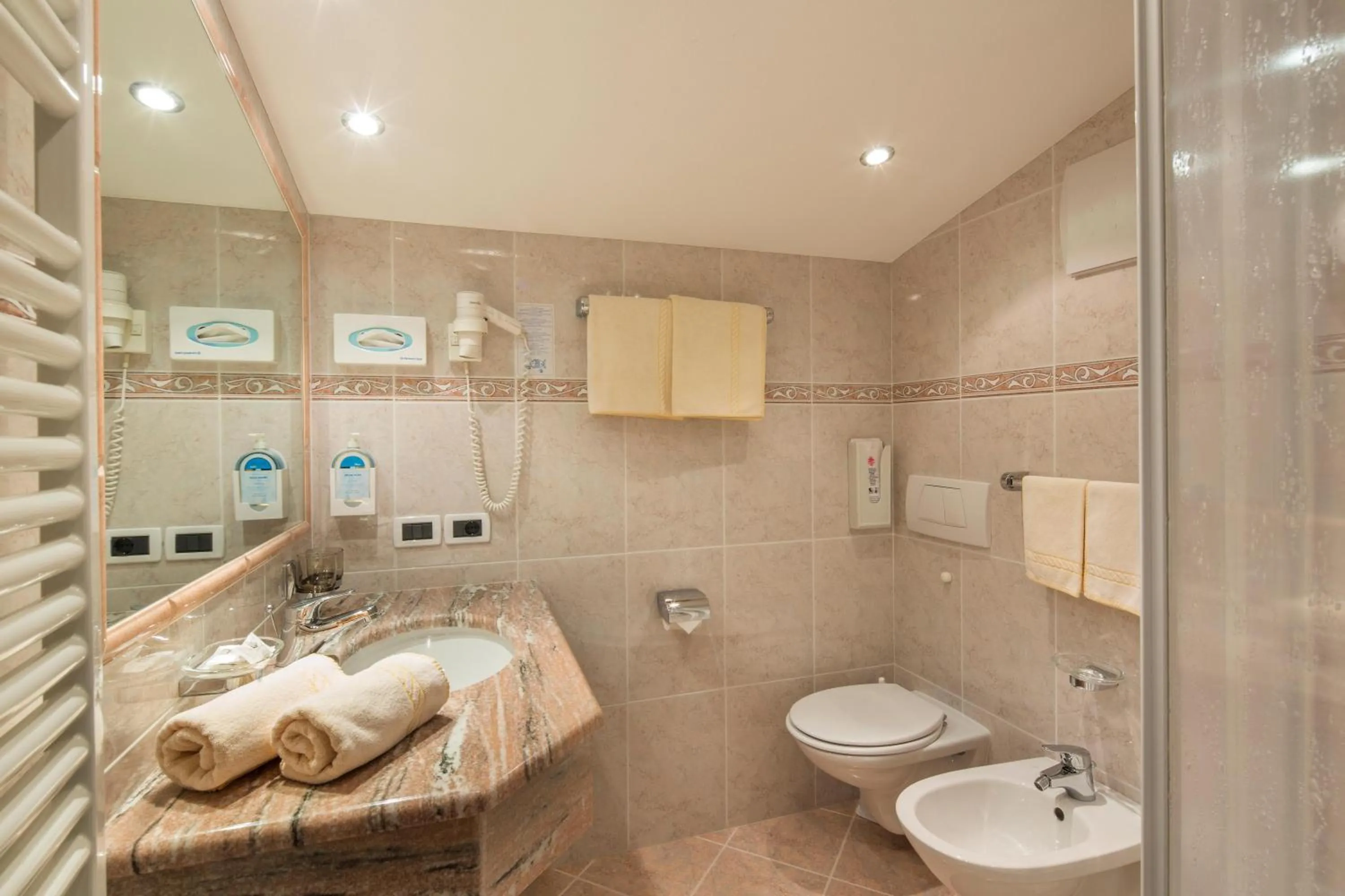 Toilet in Hotel Maria