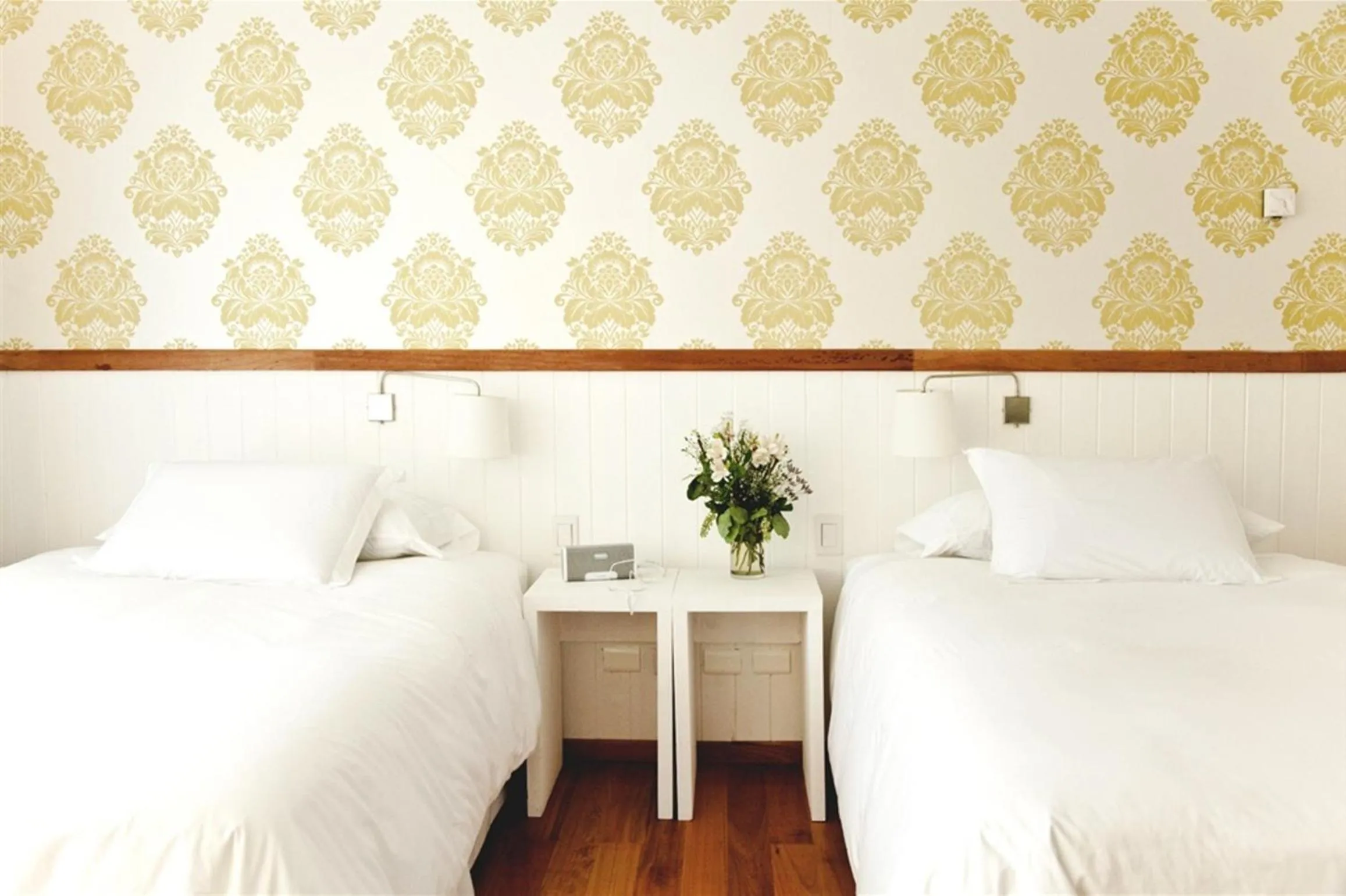 Bedroom, Bed in Hotel Casa Zapallar