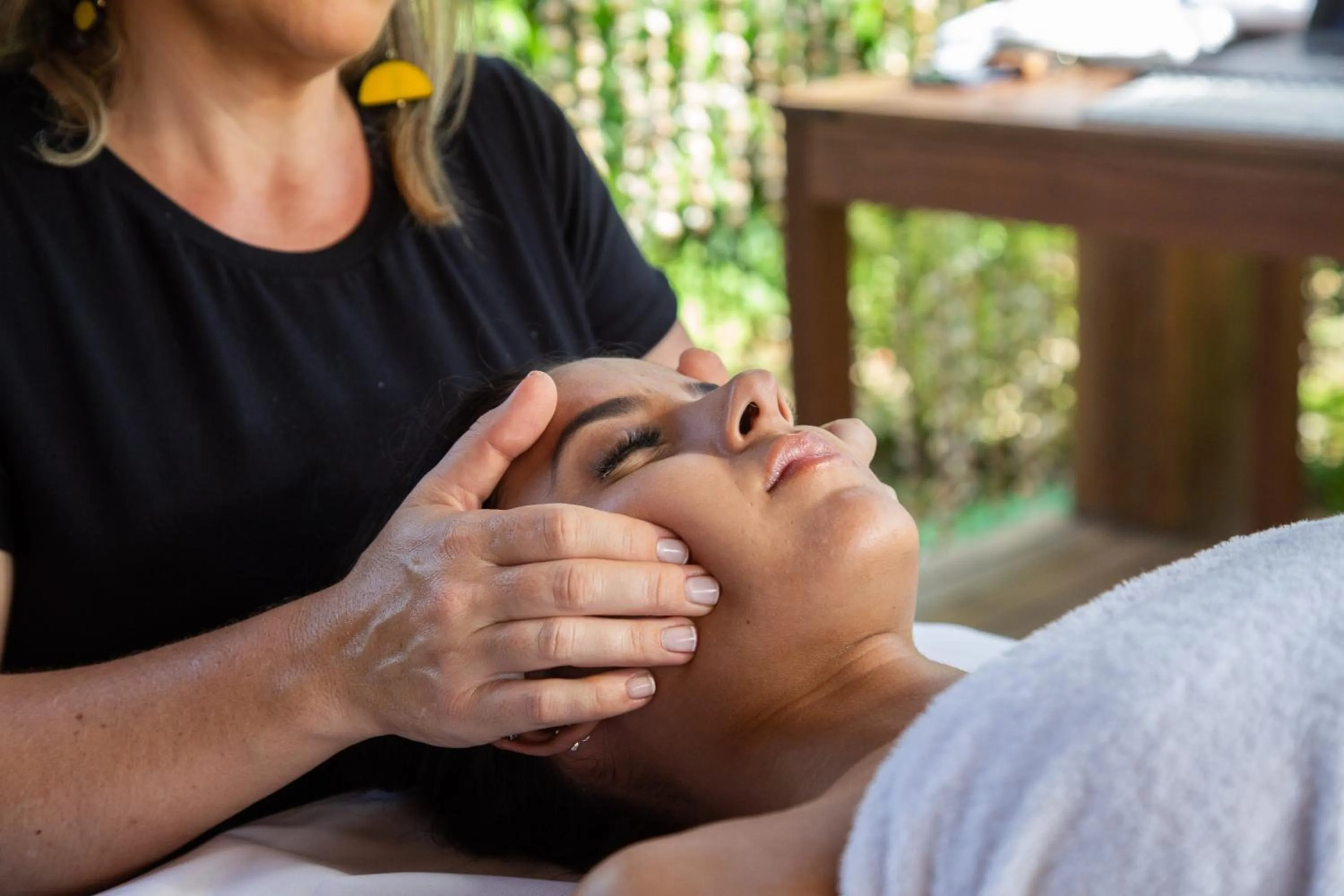 Massage in Dolphin Hotel