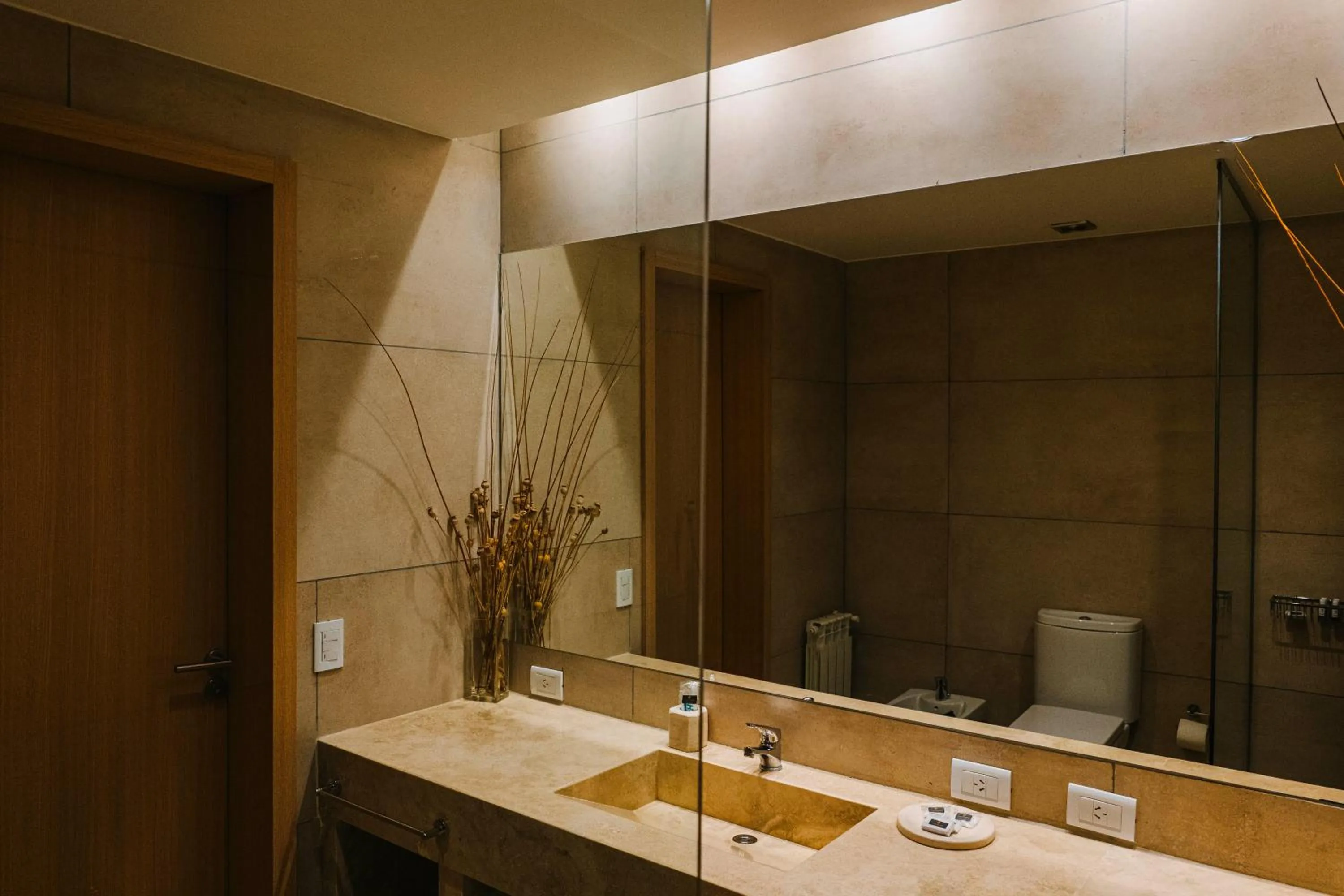 Bathroom in Plaza Paradiso Petit Hotel