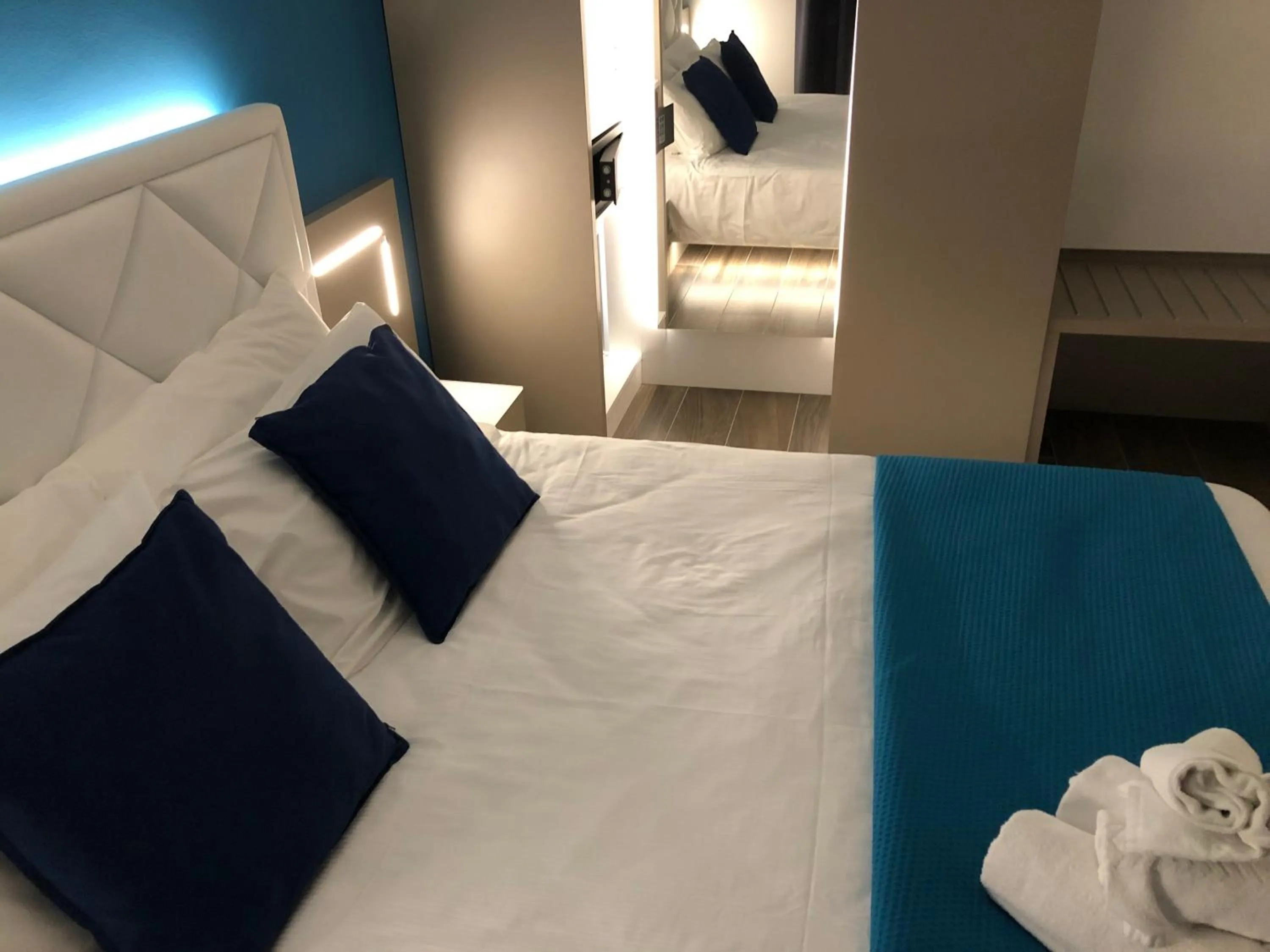 Bedroom, Bed in B&B Alma Garda Lake