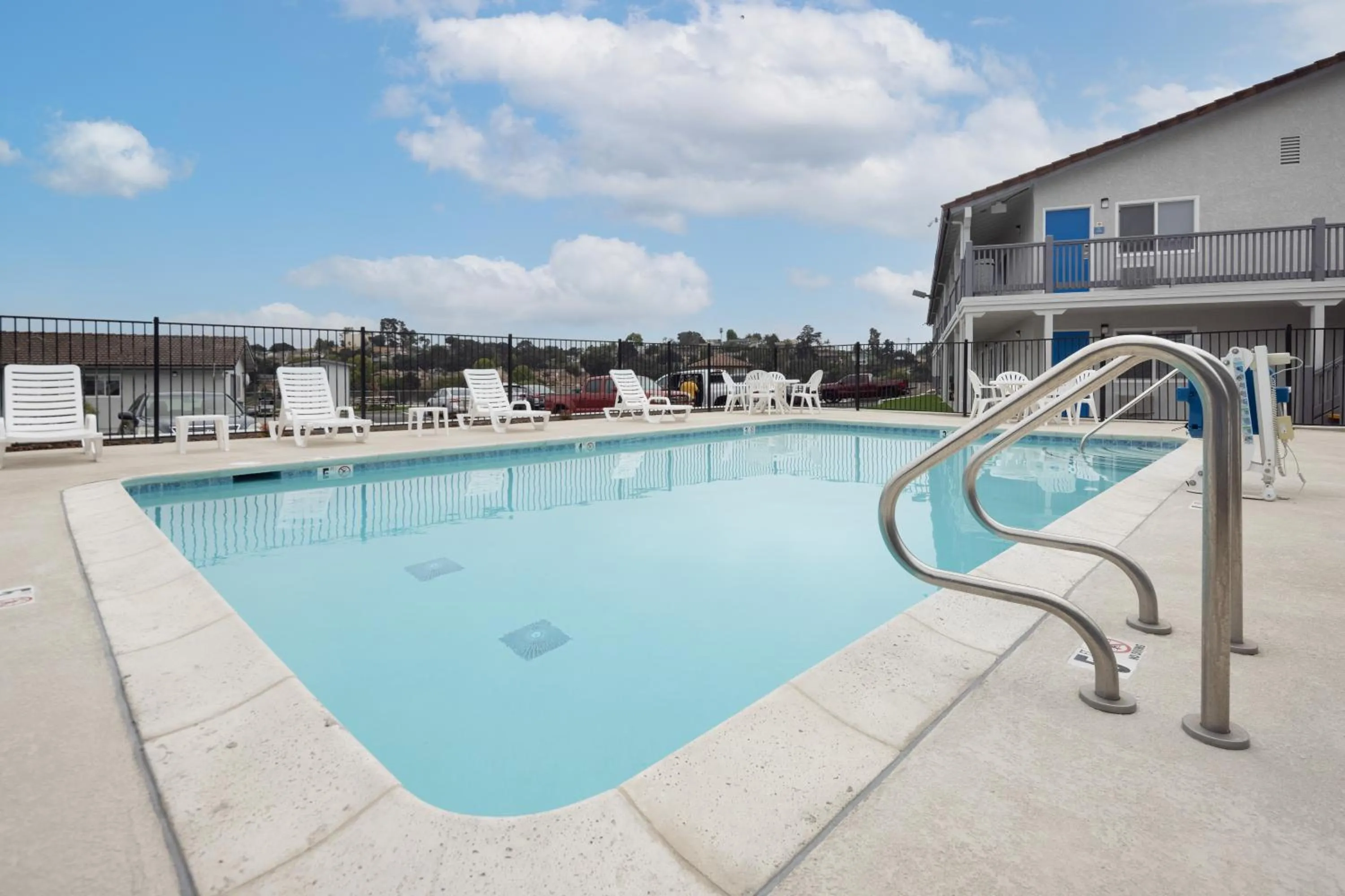 Swimming pool in Days Inn by Wyndham Arroyo Grande Pismo Beach
