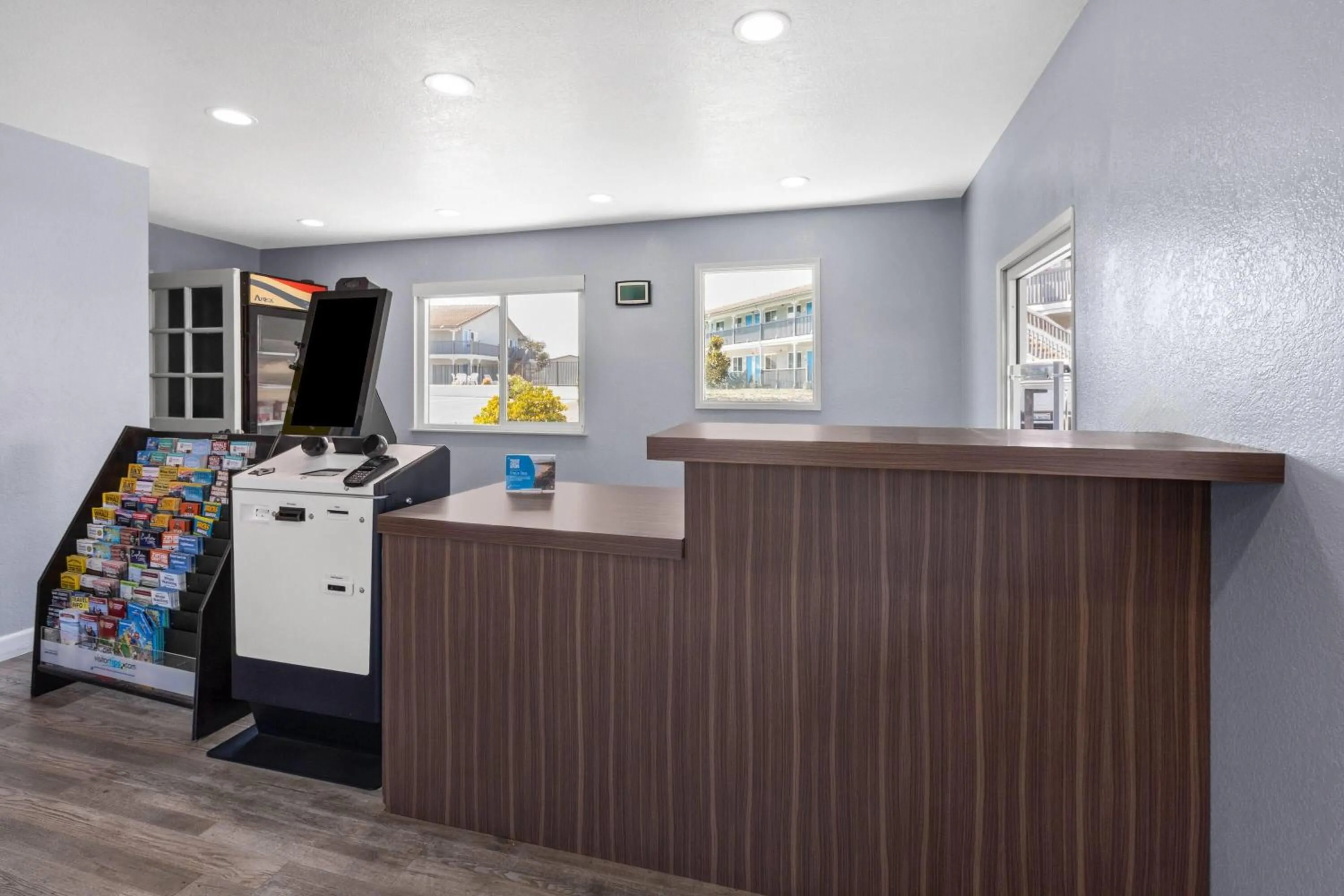 Lobby or reception in Days Inn by Wyndham Arroyo Grande Pismo Beach