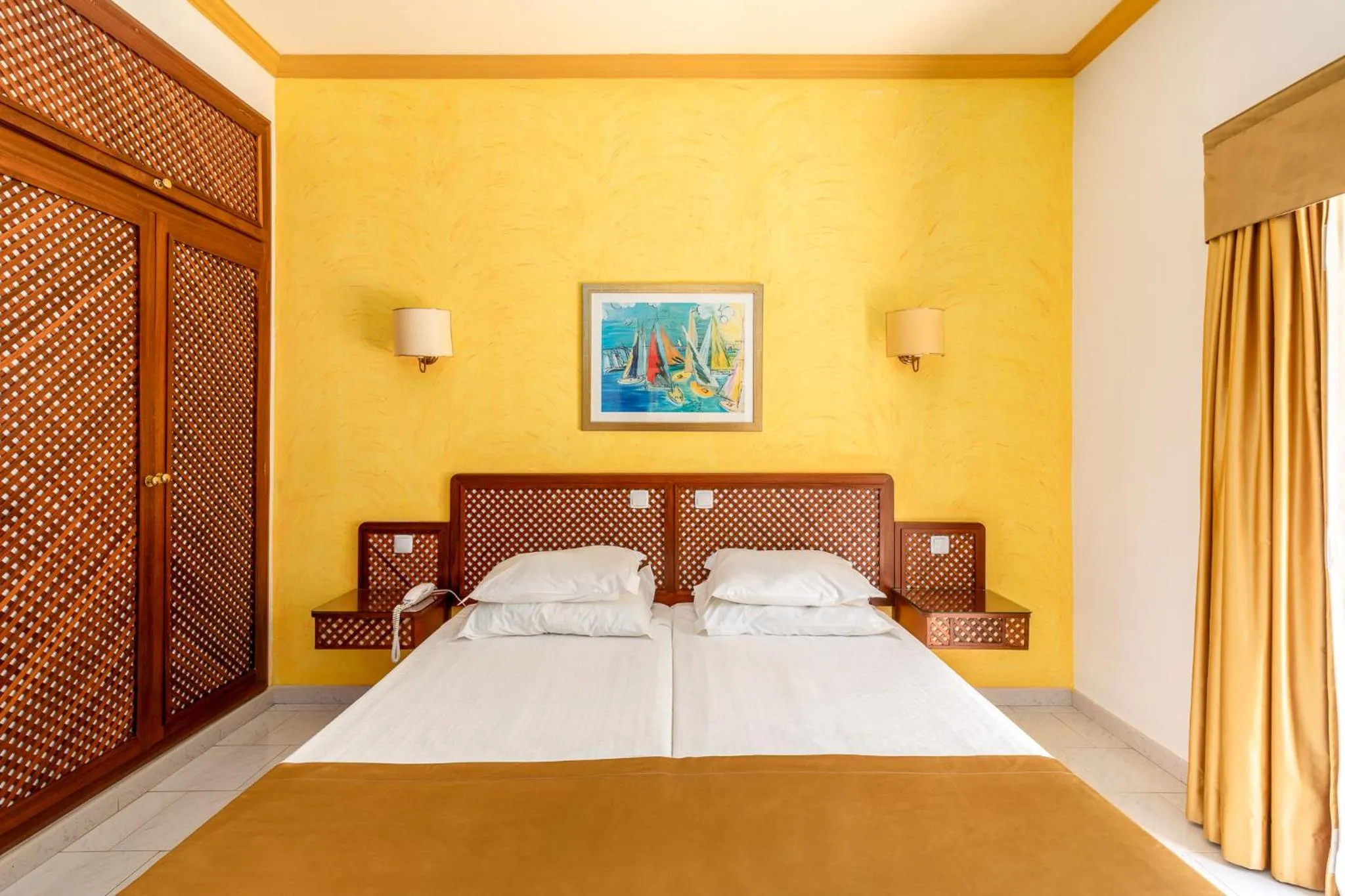 Bed in Hotel Casabela