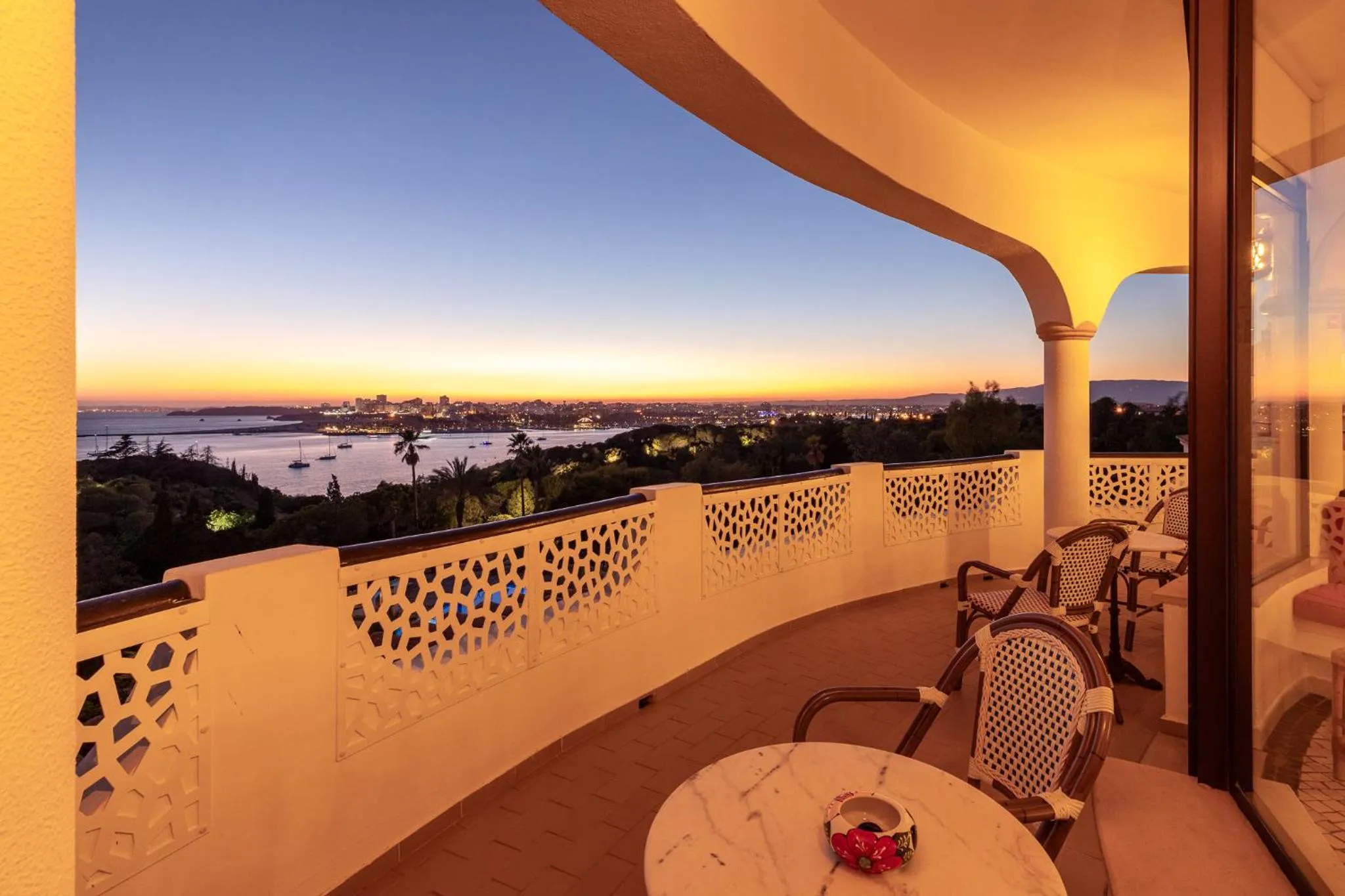 Lounge or bar in Hotel Casabela