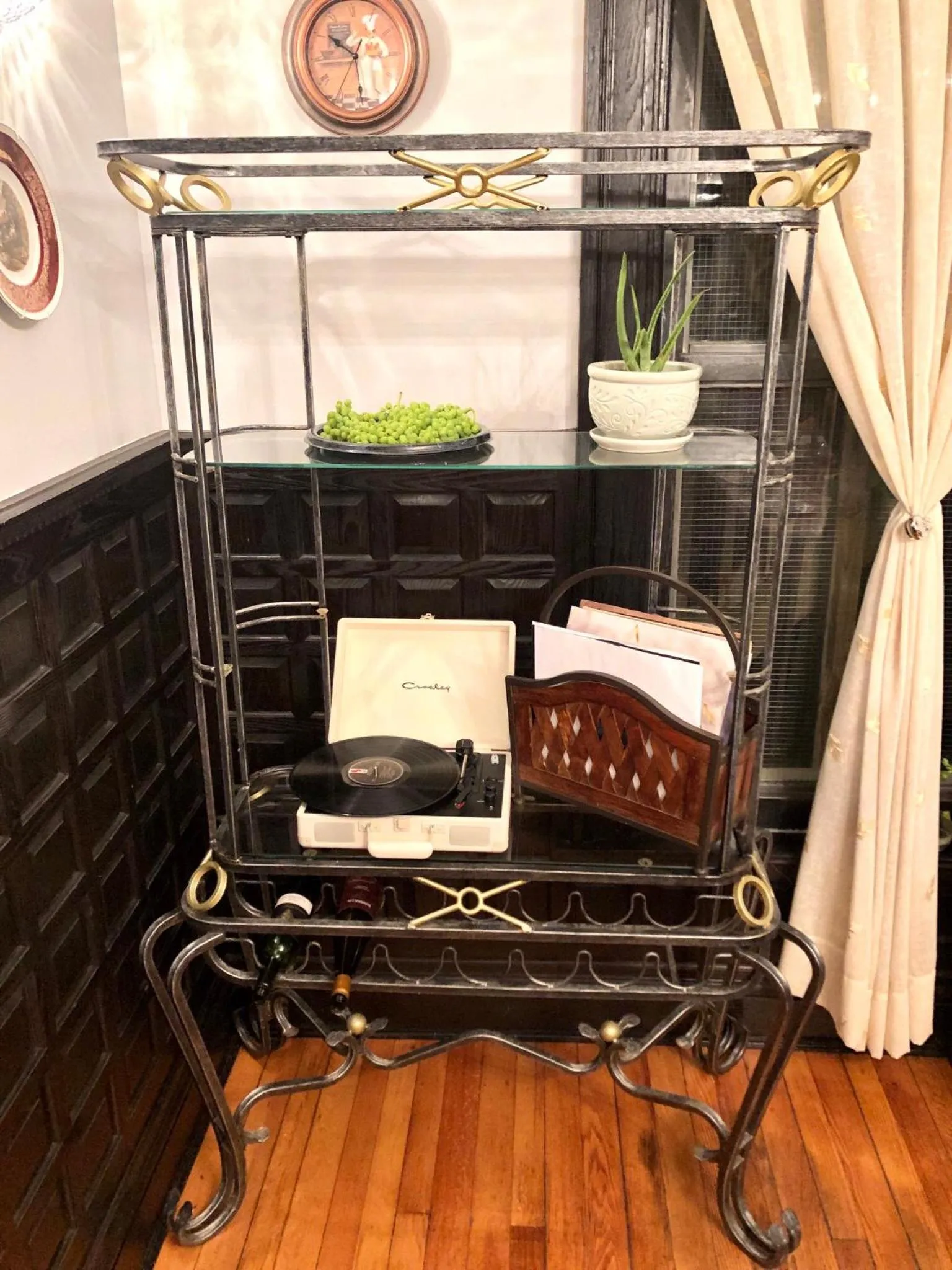 Redwood Bed and Breakfast