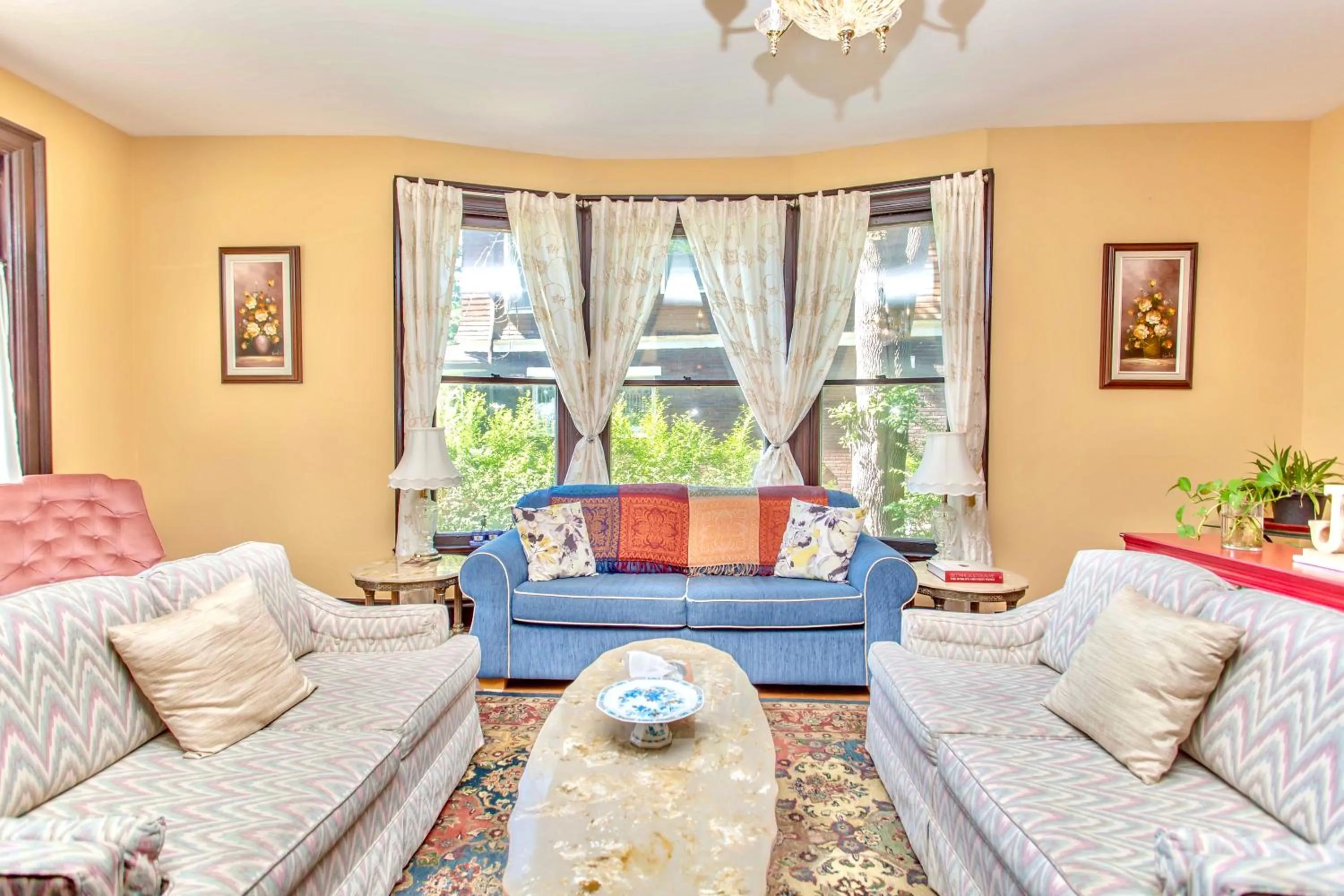 Redwood Bed and Breakfast