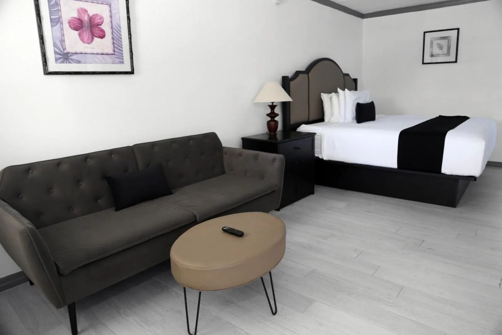 Bed in Holiday Isles Resort