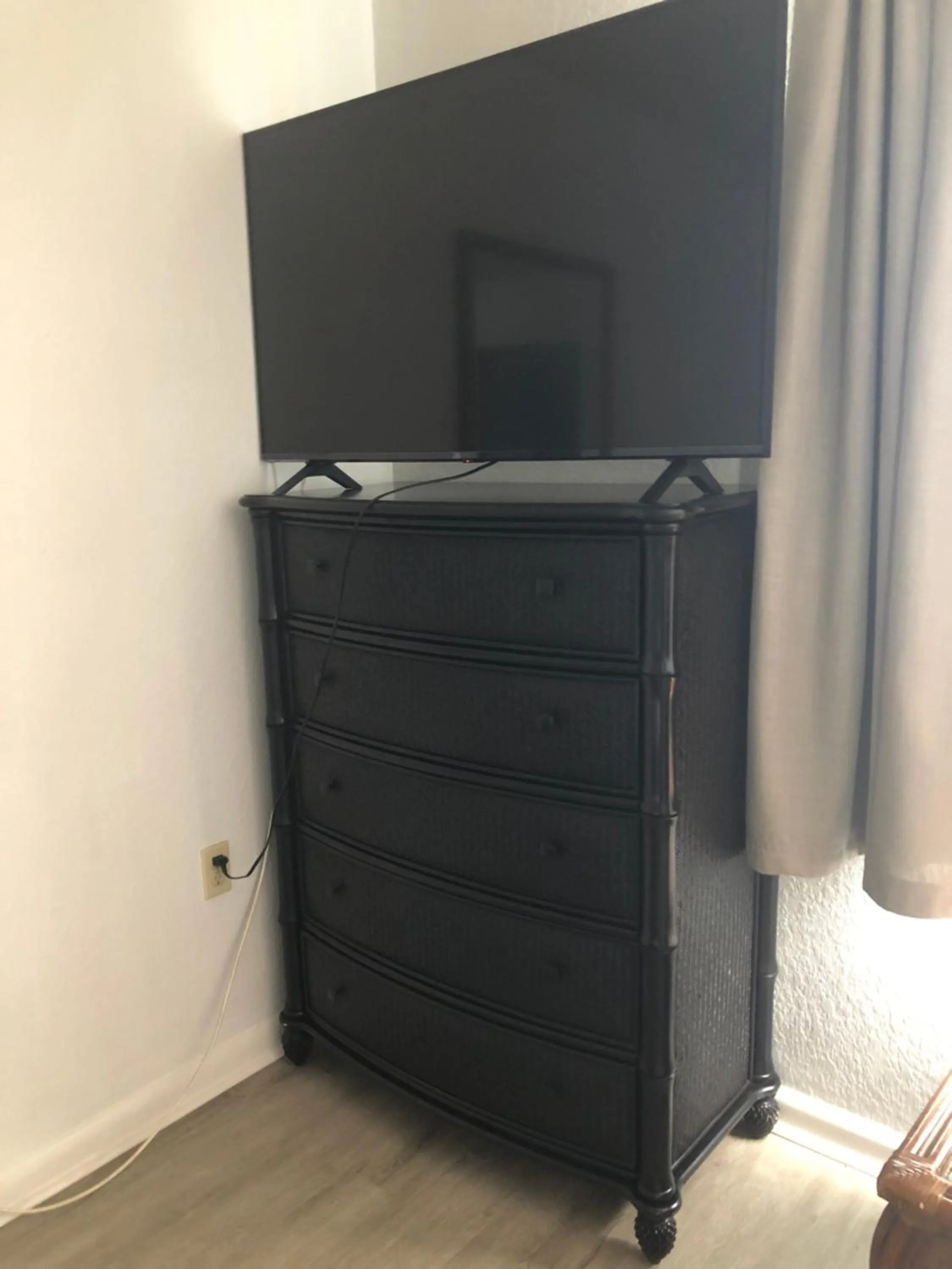 TV and multimedia in Holiday Isles Resort