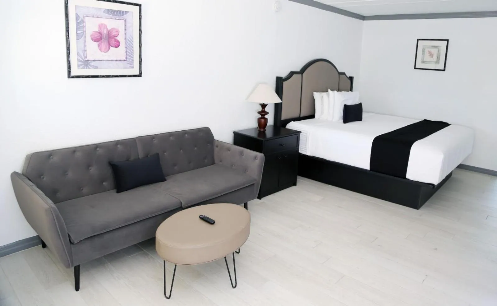 Bed in Holiday Isles Resort