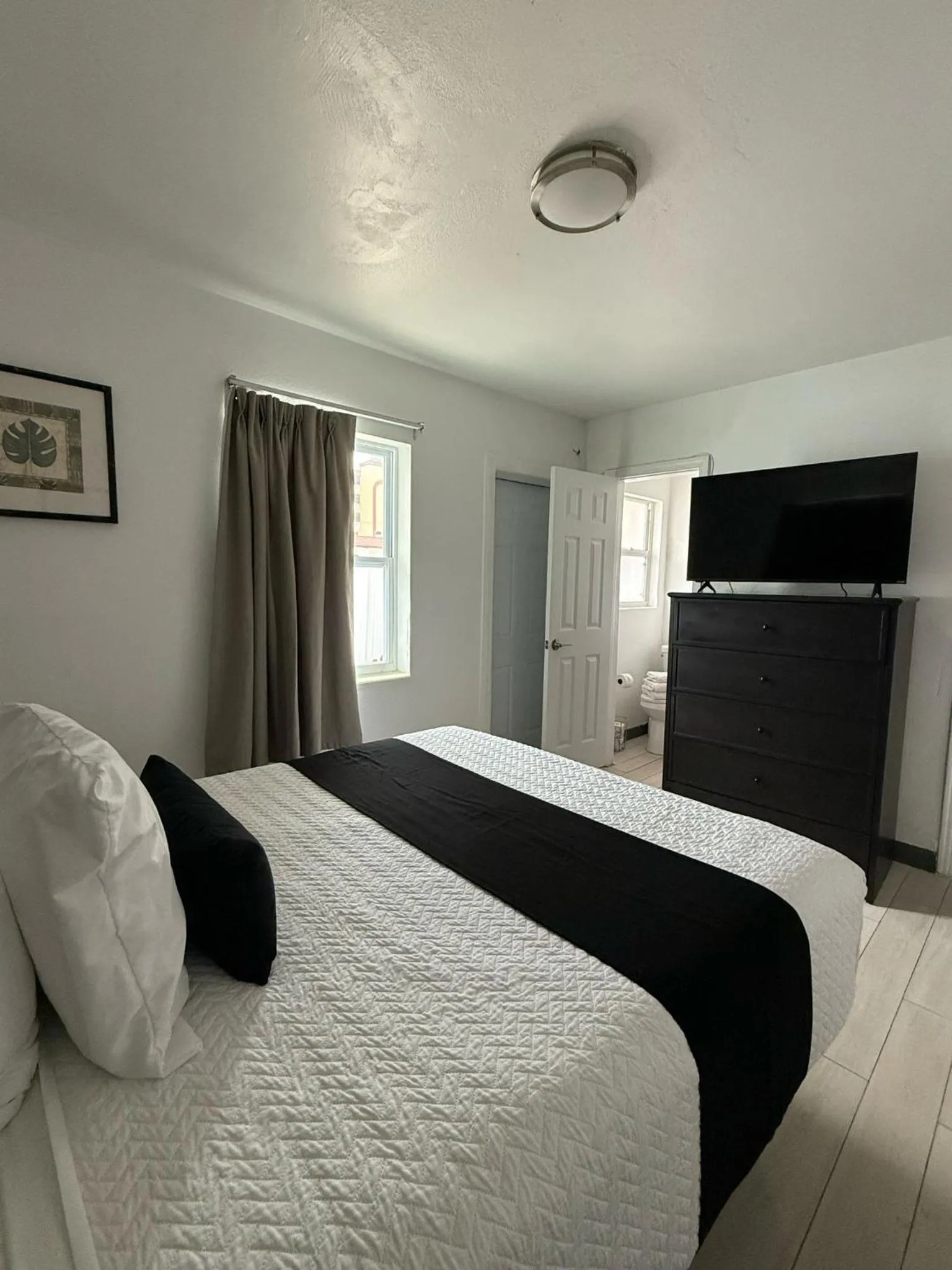 Bed in Holiday Isles Resort