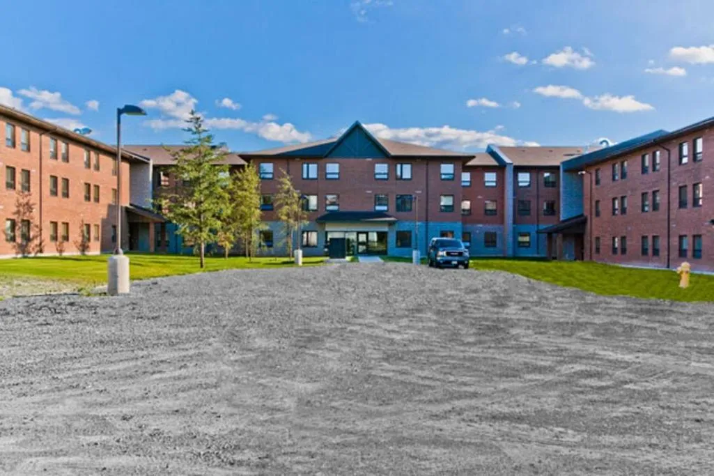 Residence & Conference Centre - Sudbury North