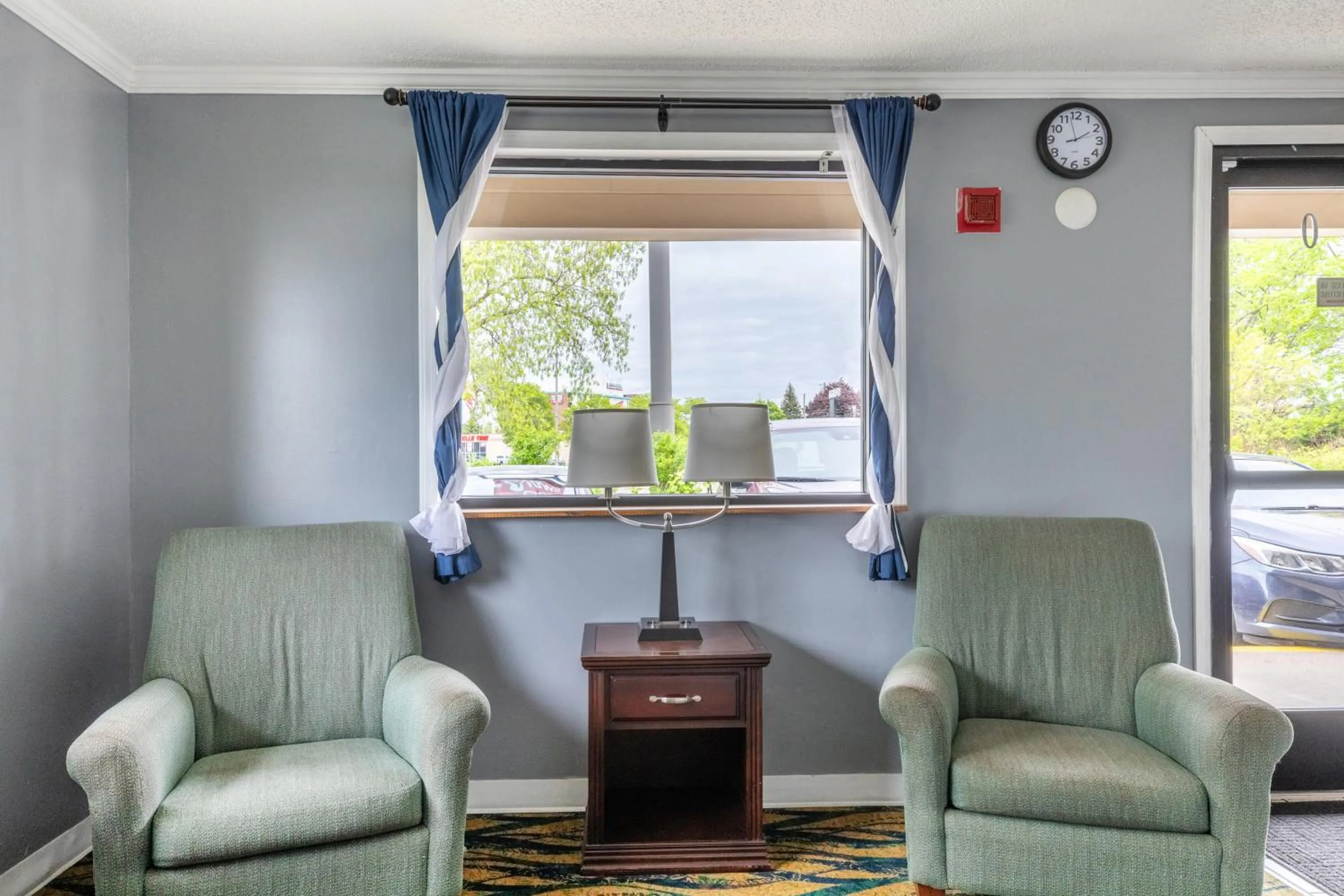 Lobby or reception in Super Inn by OYO Lansing MI